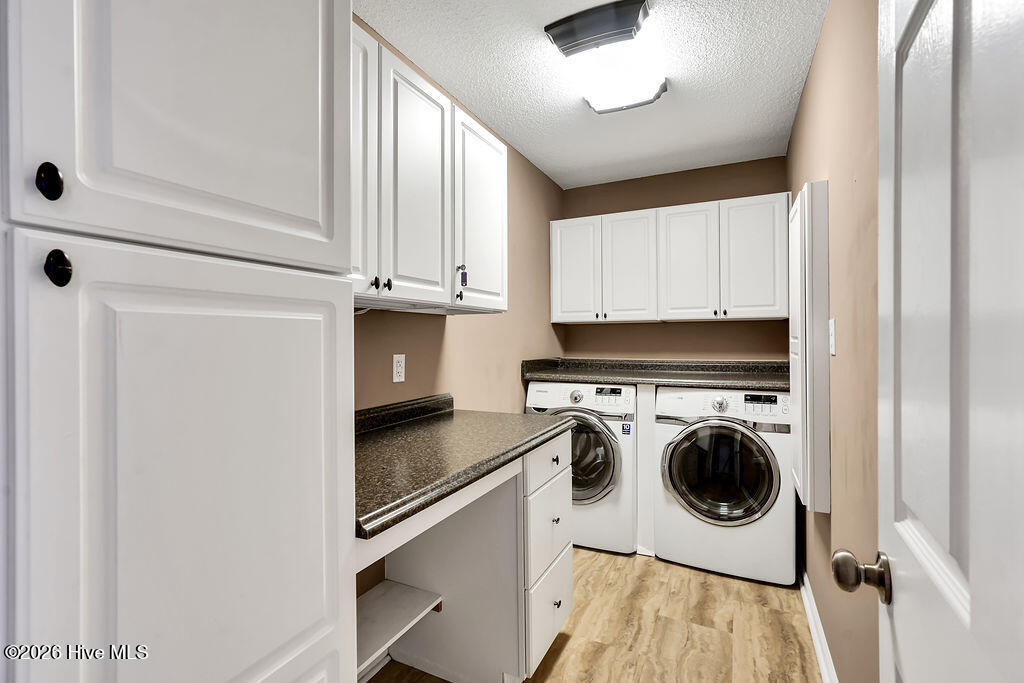 4952 Montserrat Drive Property Photo 4