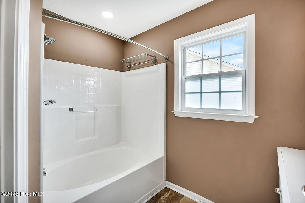 4952 Montserrat Drive Property Photo 18