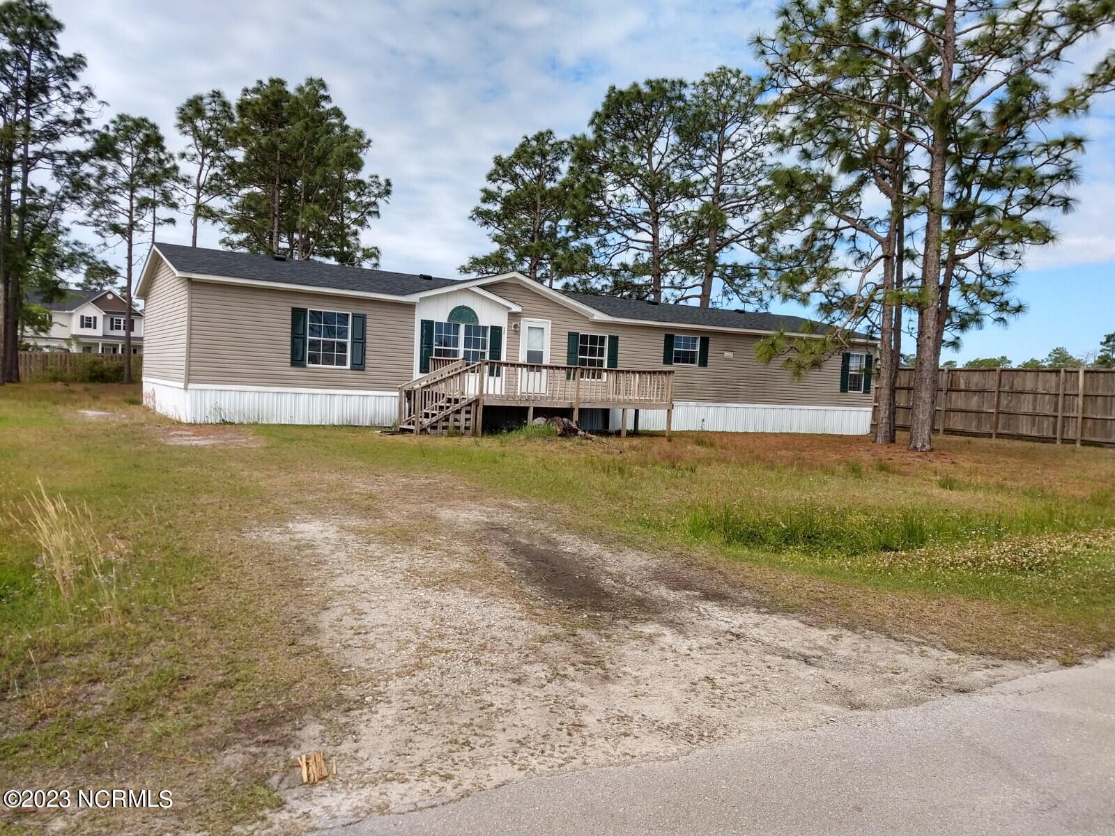 239 Castlebury Lane Property Photo 3