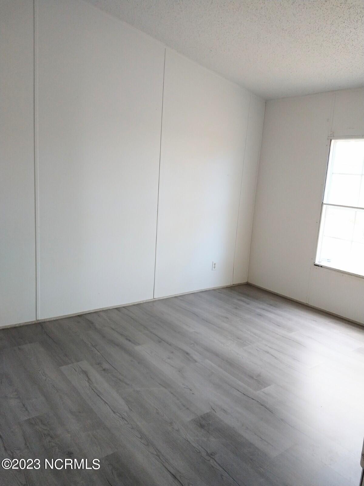 239 Castlebury Lane Property Photo 16