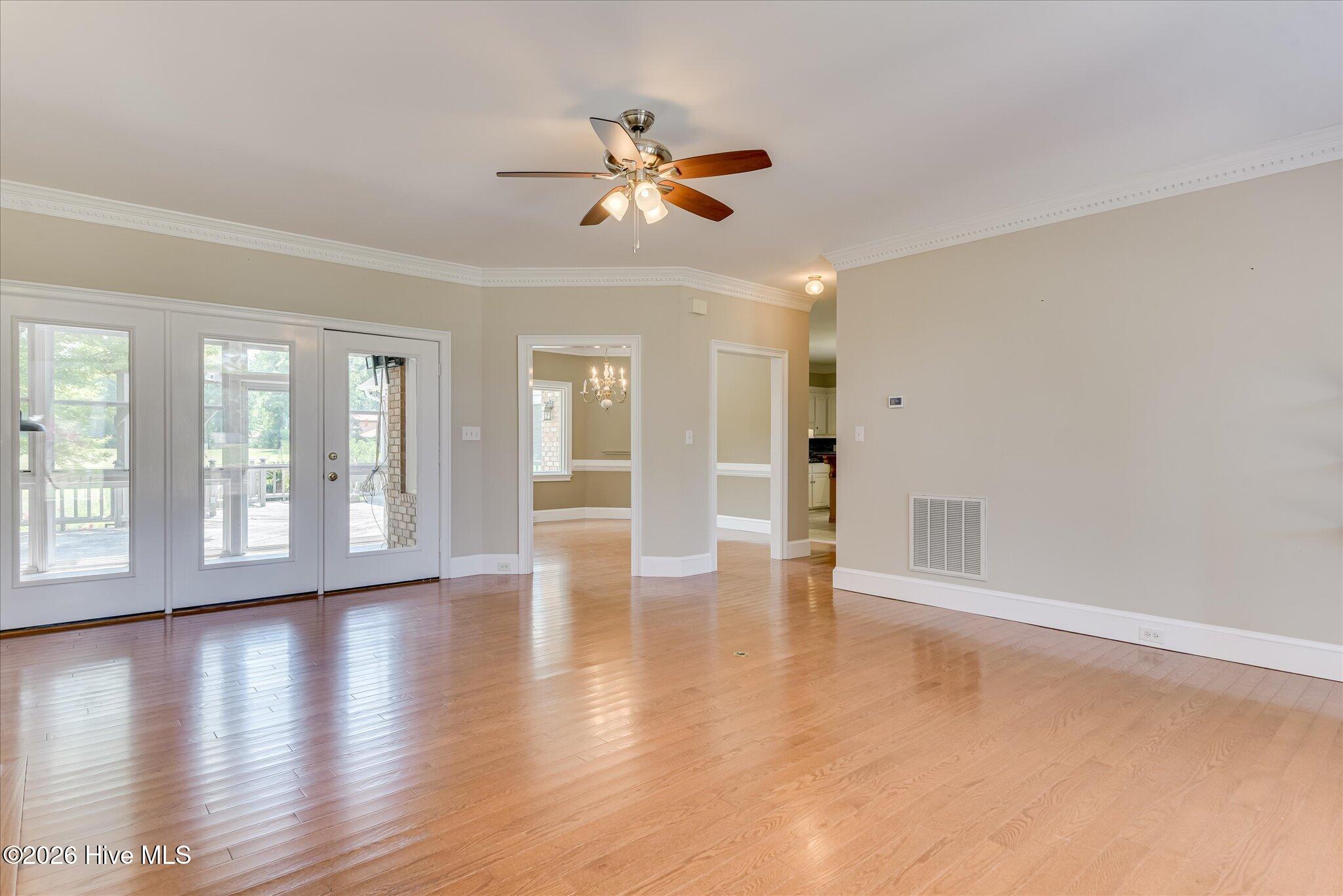 830 Park Chase Drive Property Photo 5