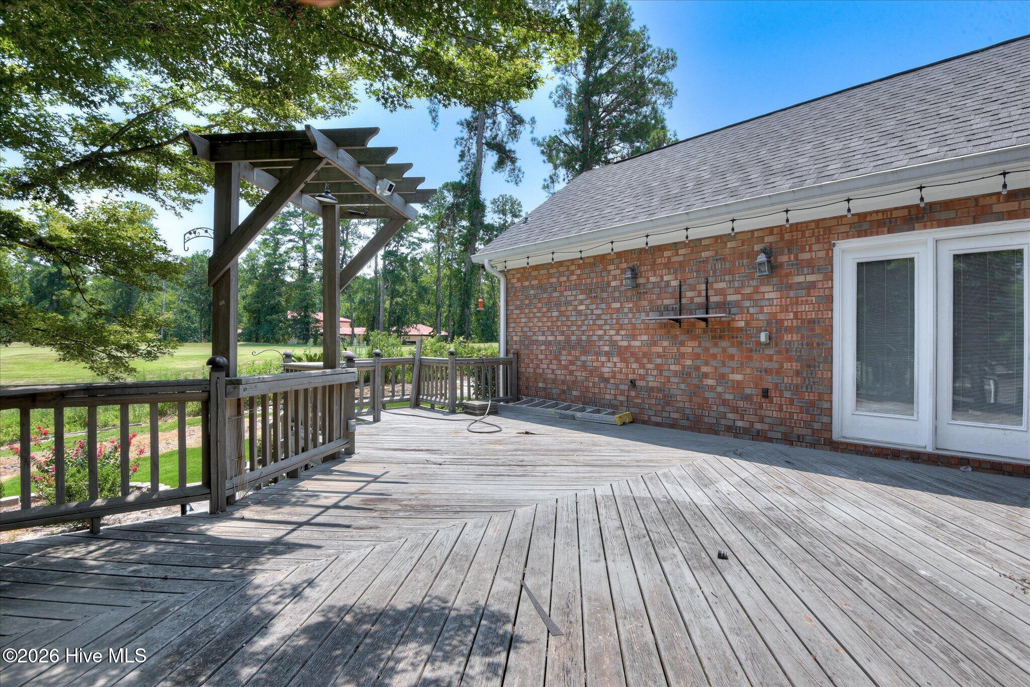 830 Park Chase Drive Property Photo 40