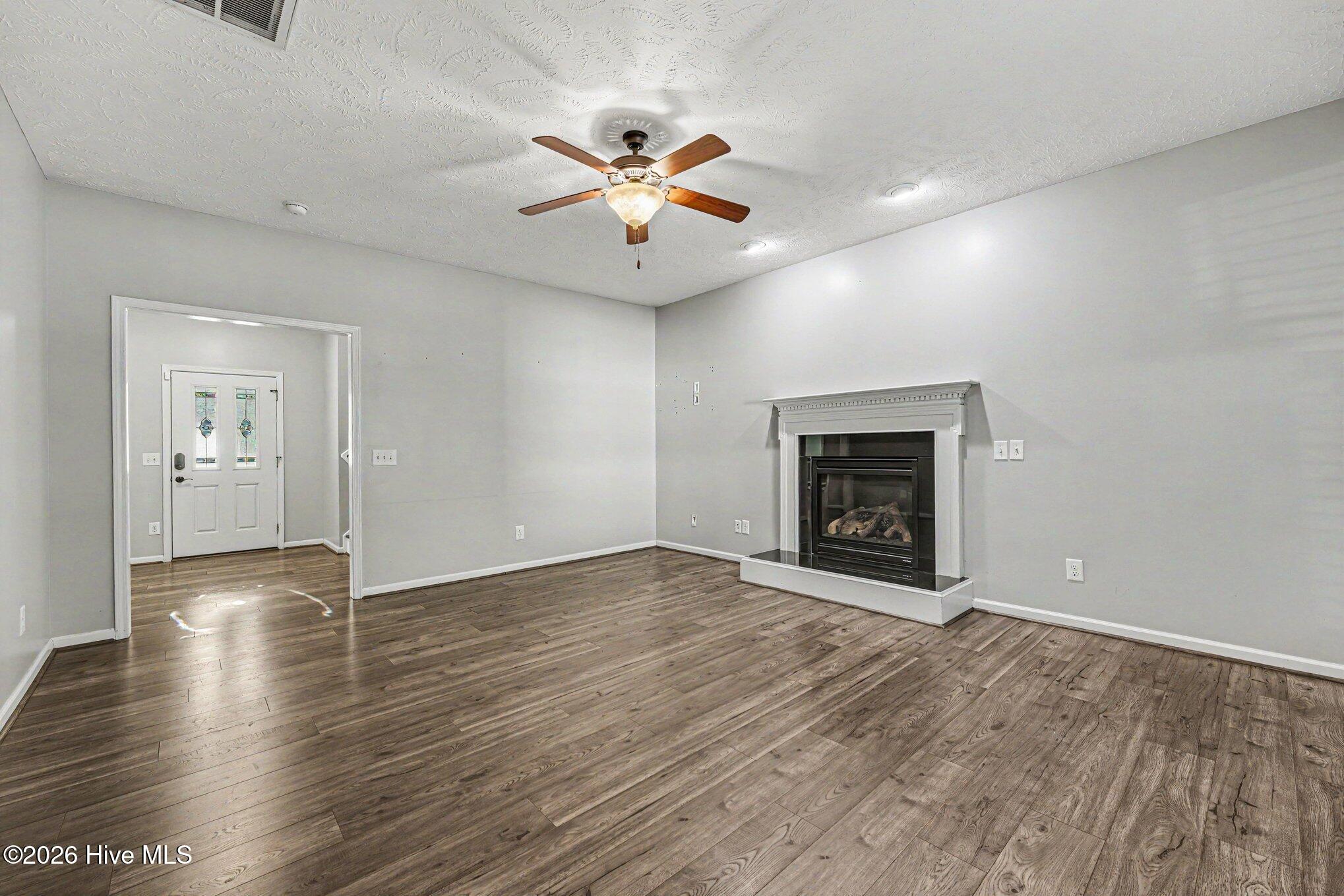 544 Asheford Way Property Photo 15