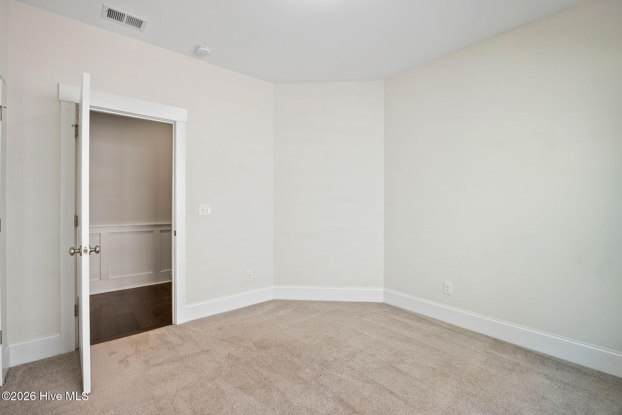 636 Countryside Lane Property Photo 27