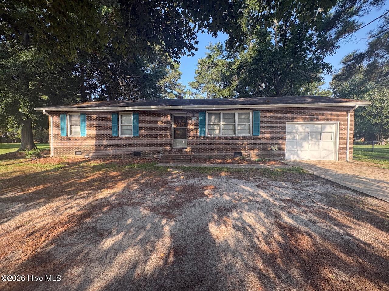 417 Hickory Drive Property Photo 1