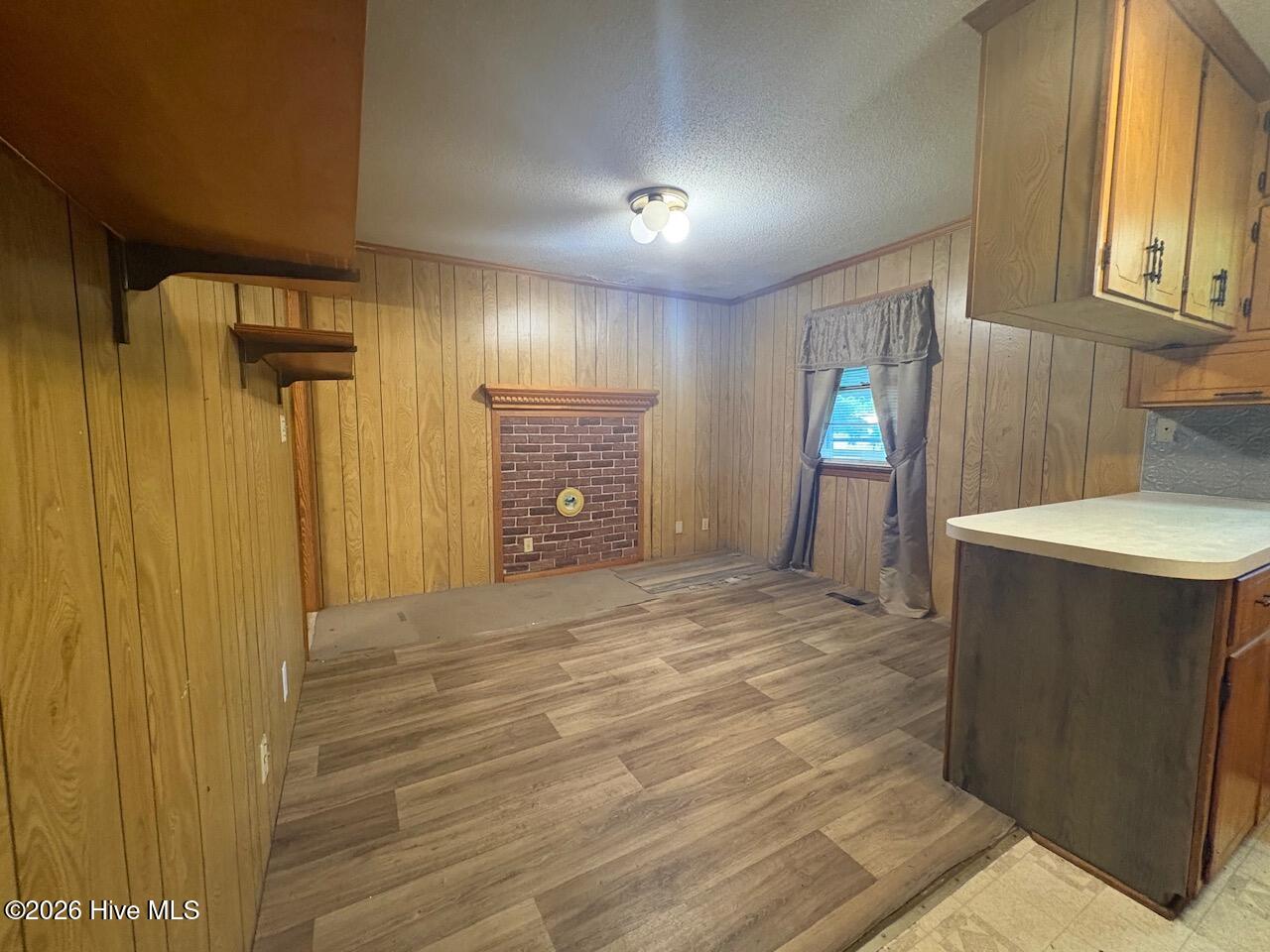 417 Hickory Drive Property Photo 6