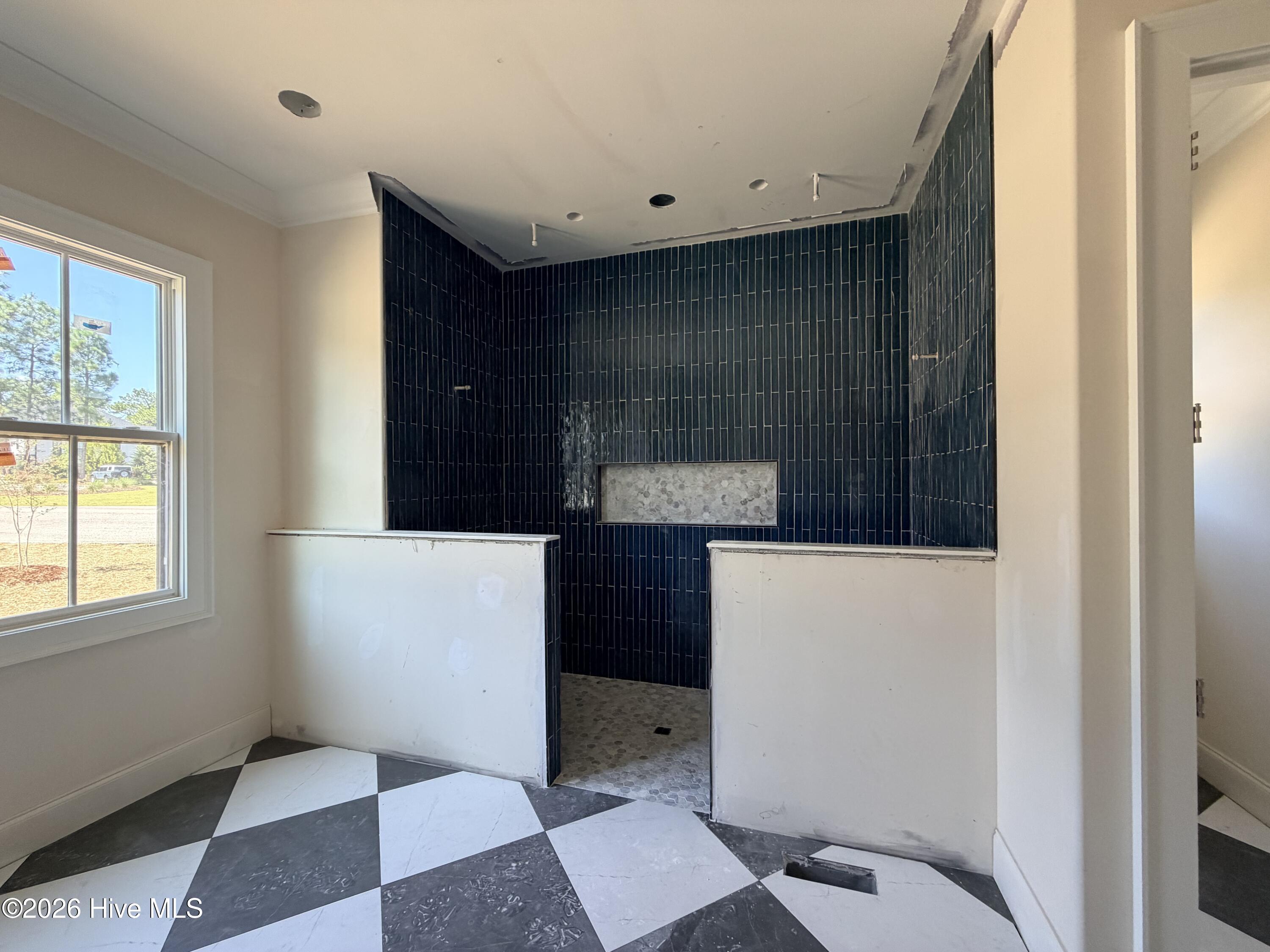 150 Saville Row Property Photo 11