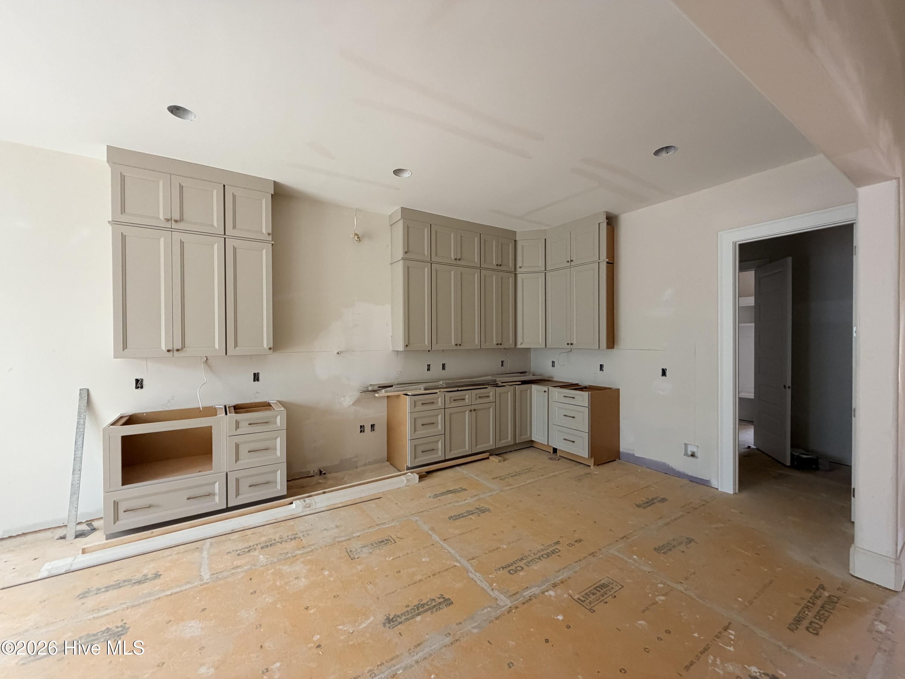 150 Saville Row Property Photo 15