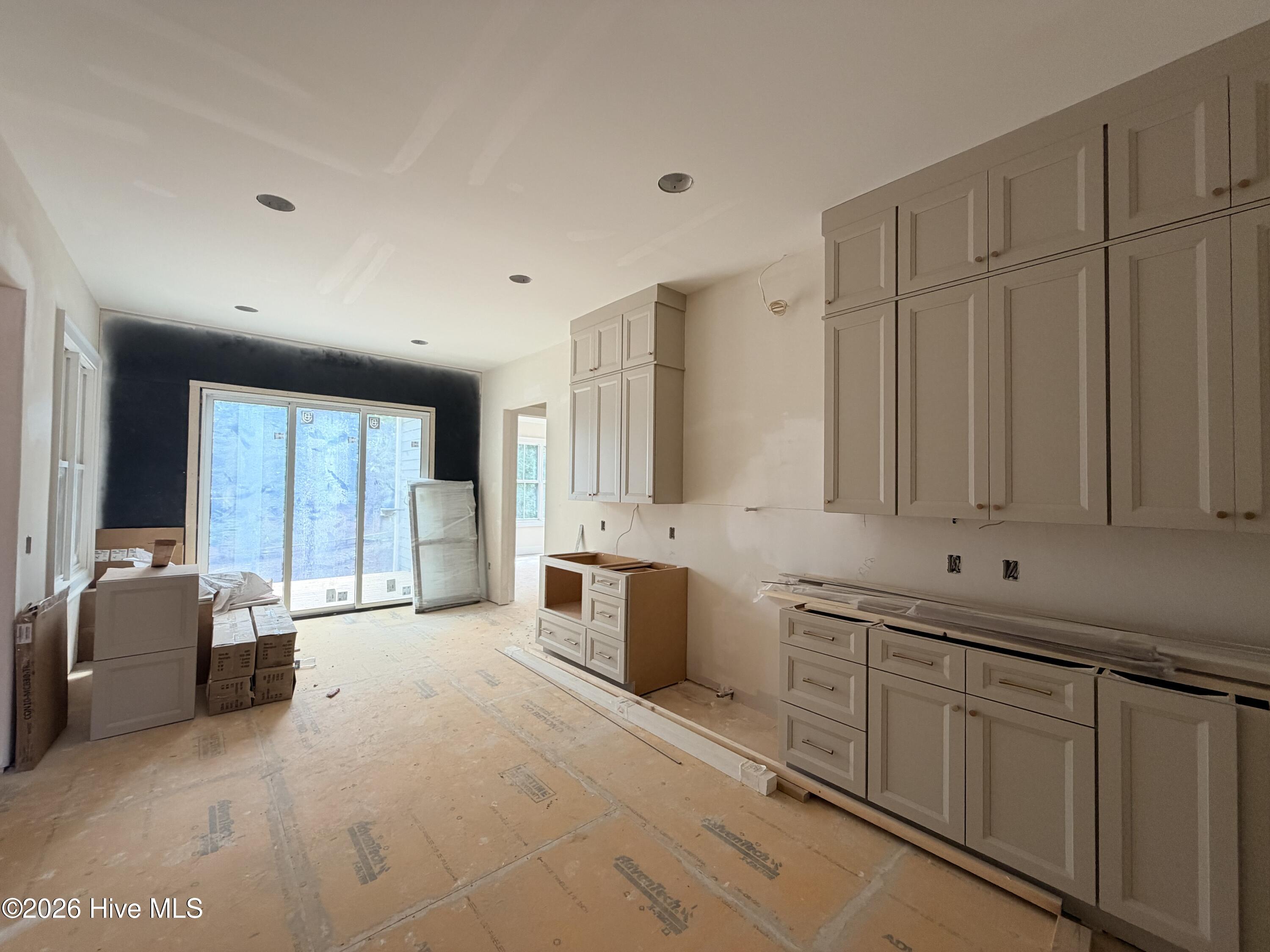 150 Saville Row Property Photo 16