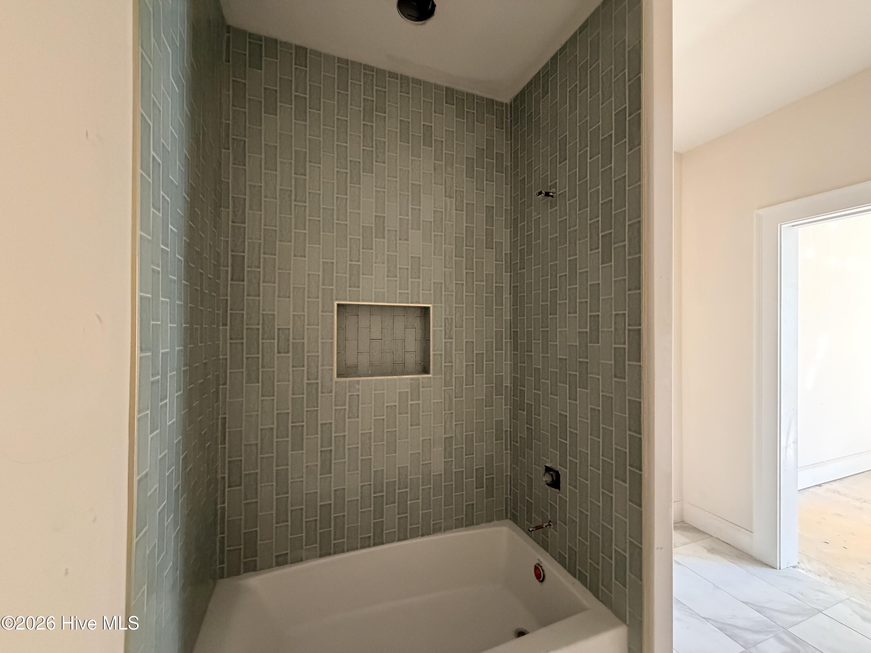 150 Saville Row Property Photo 31