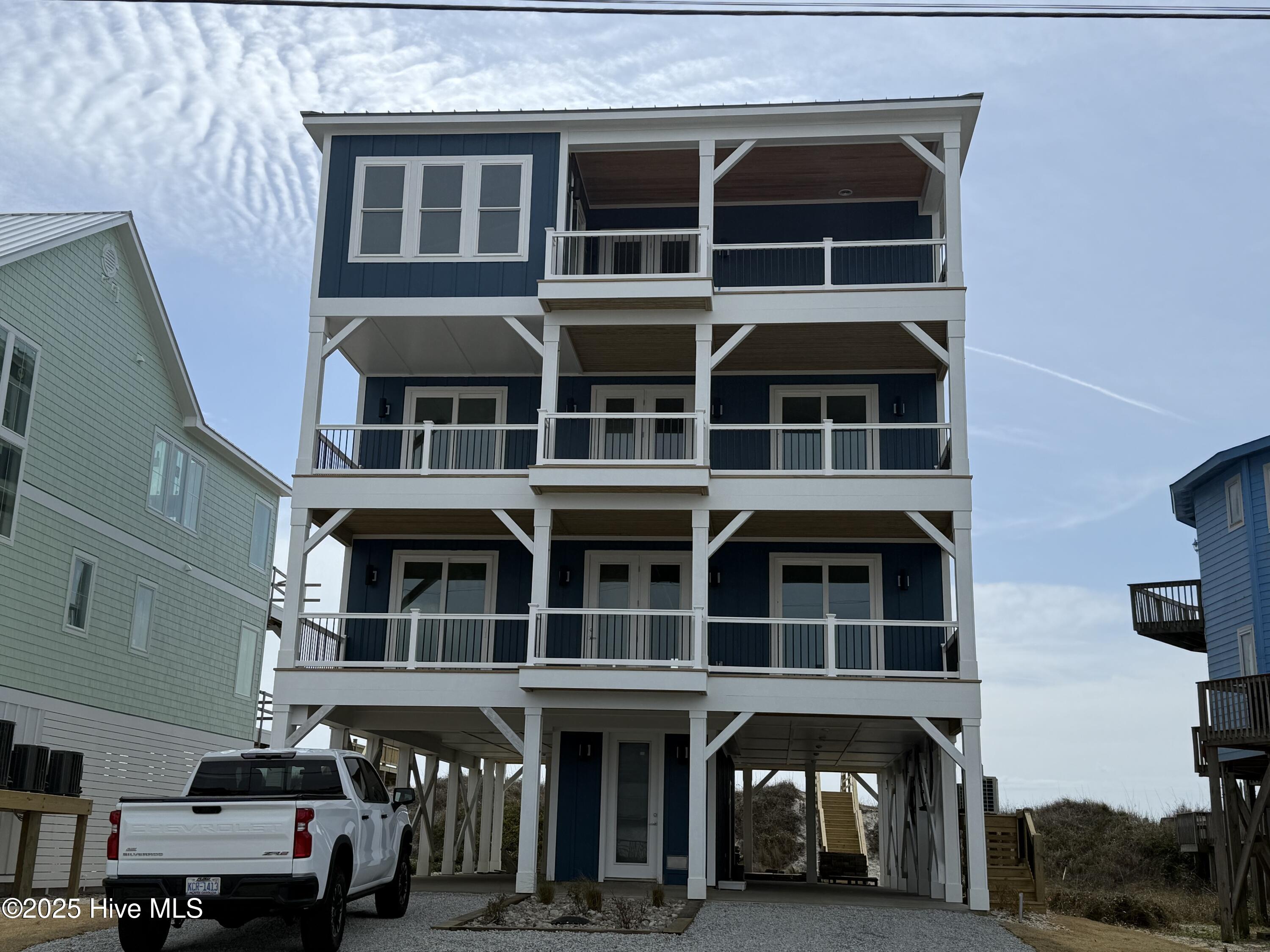 3048 Island Drive . Property Photo 2