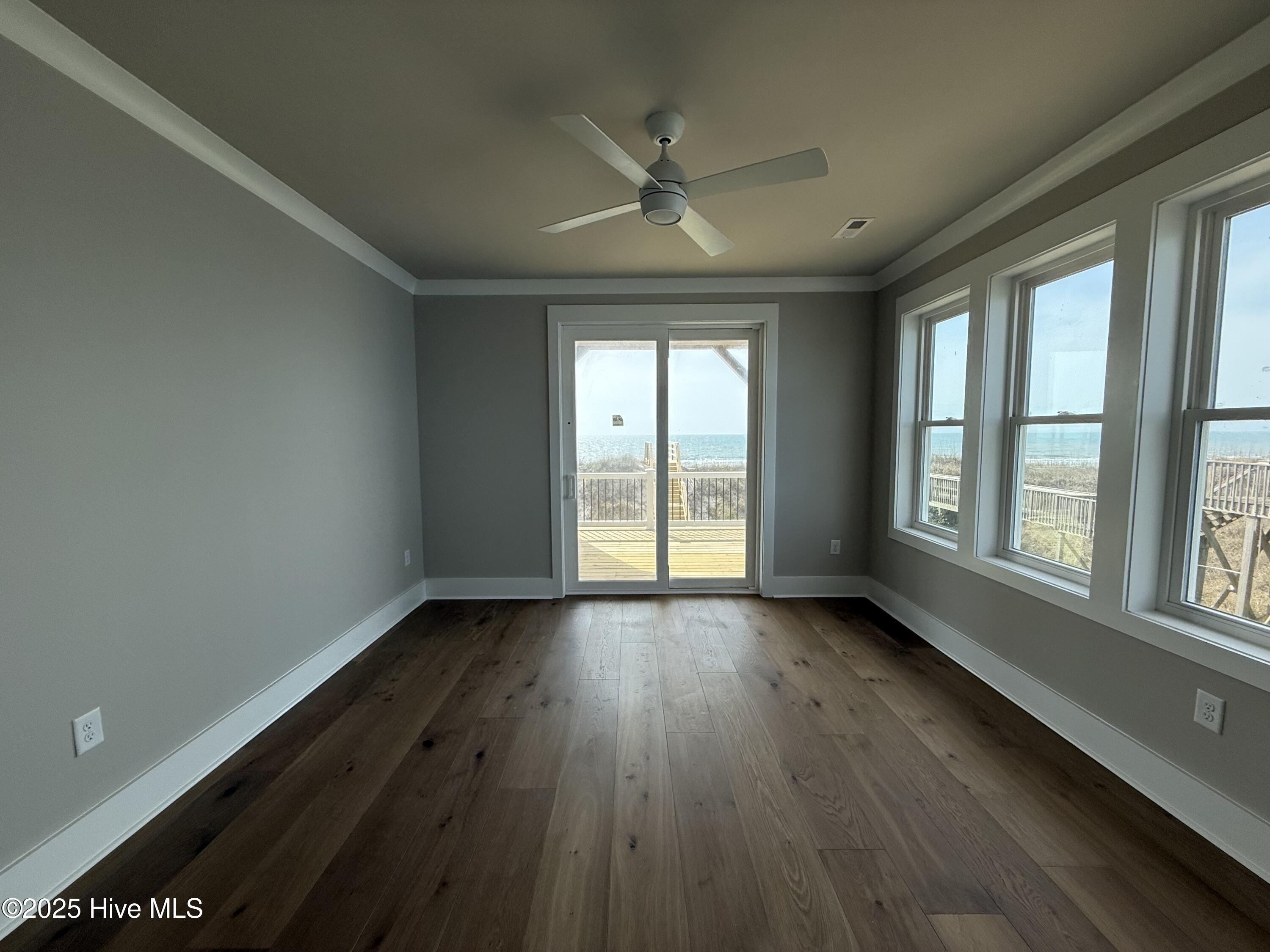 3048 Island Drive . Property Photo 52