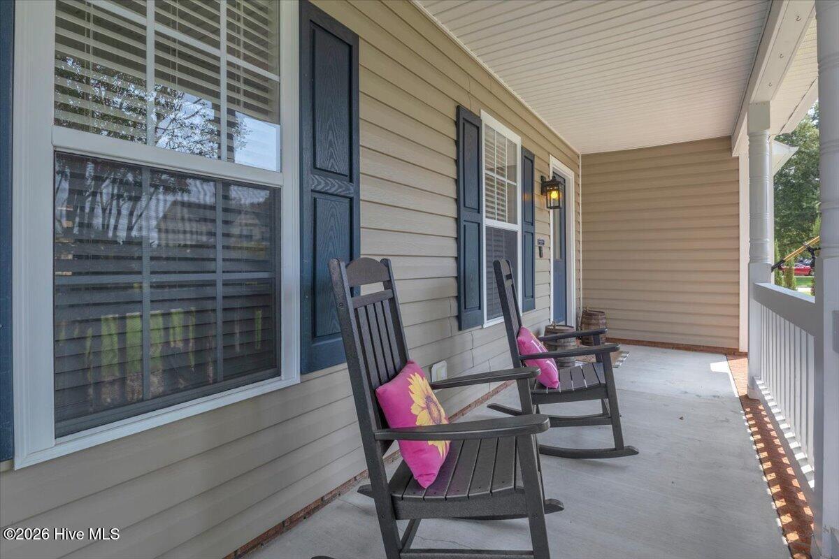 194 Bridlewood Drive Property Photo 7