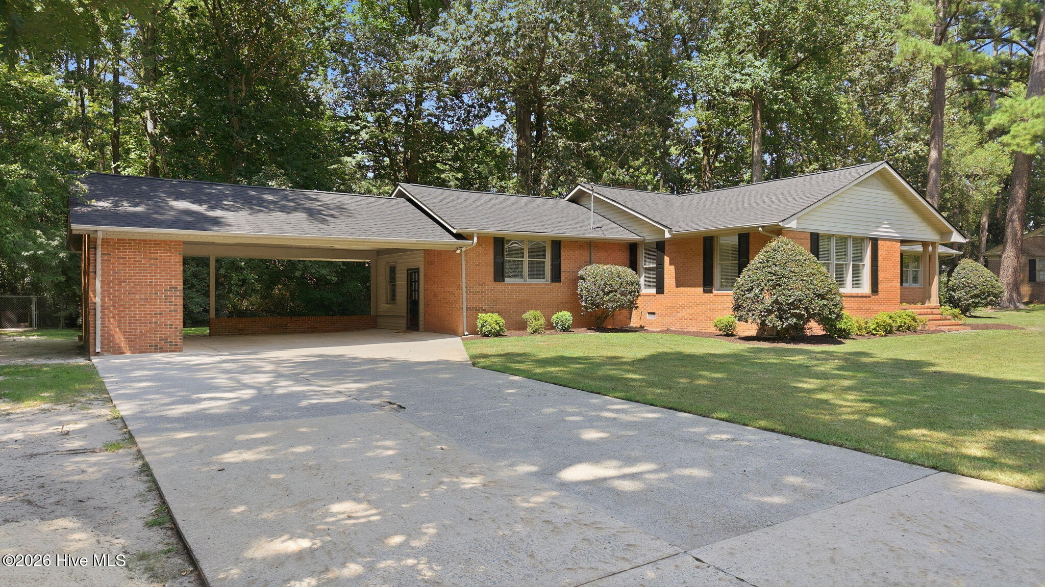 204 Hargrove Drive Property Photo 4