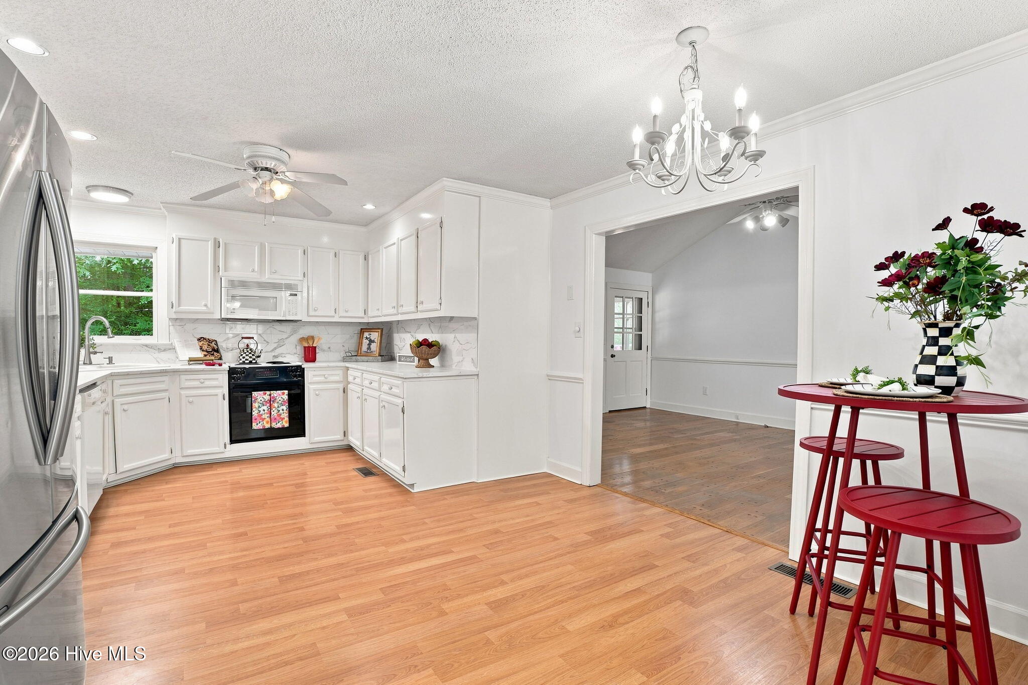 204 Hargrove Drive Property Photo 16