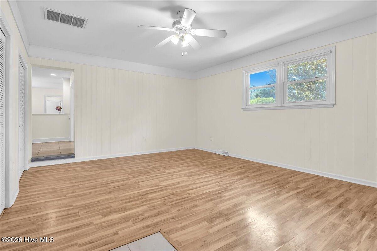 5335 Andover Road Property Photo 18