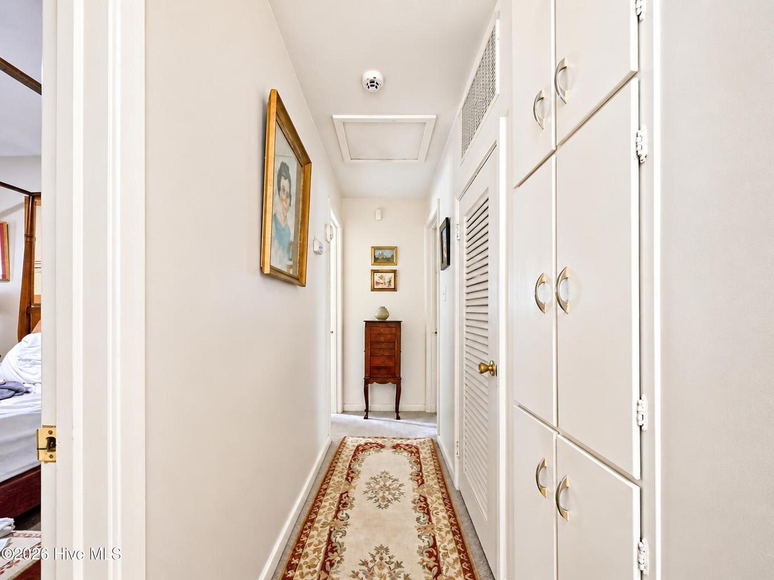 1305 Crescent Drive Property Photo 12