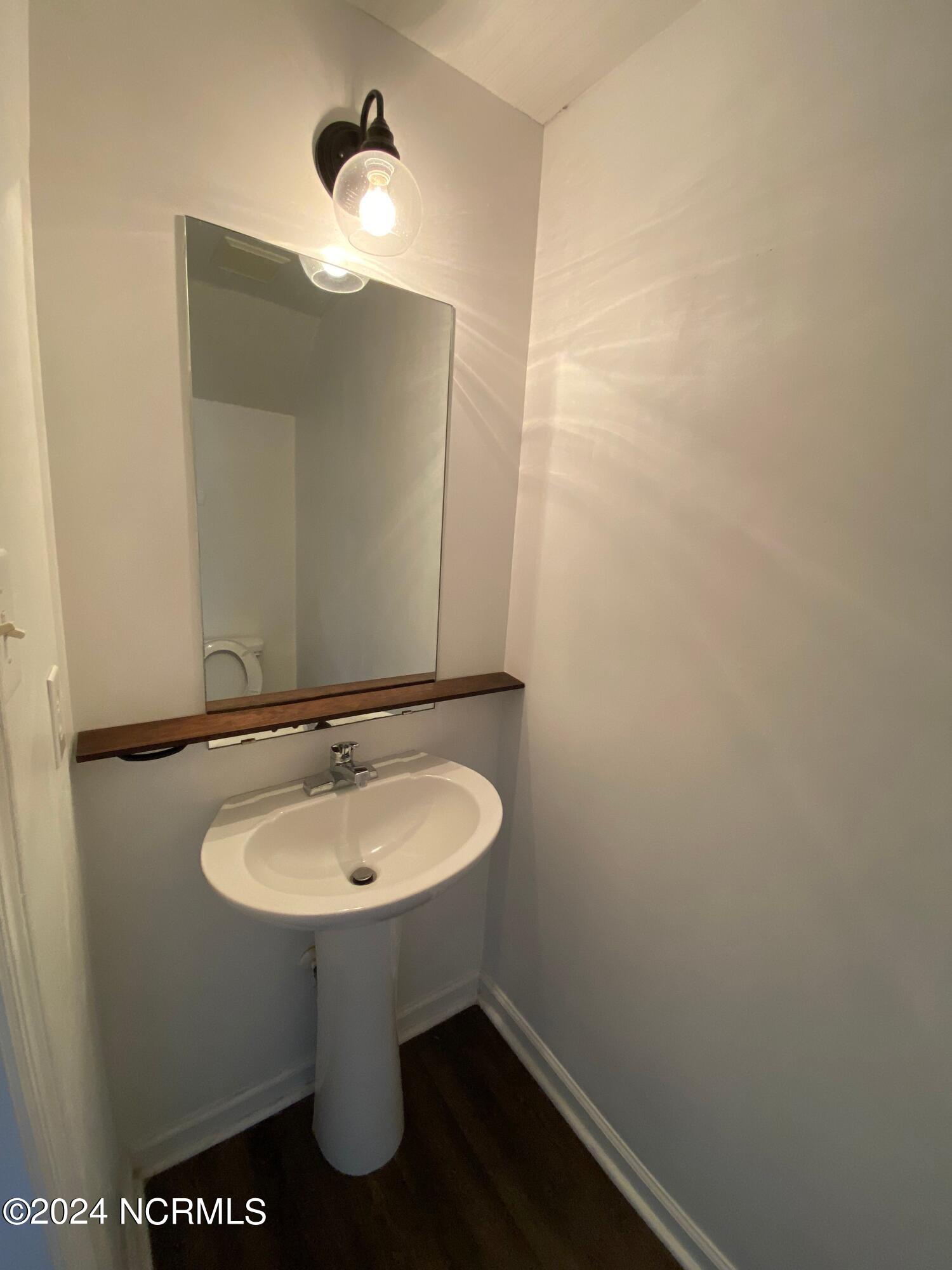 326 Bracken Place Property Photo 4