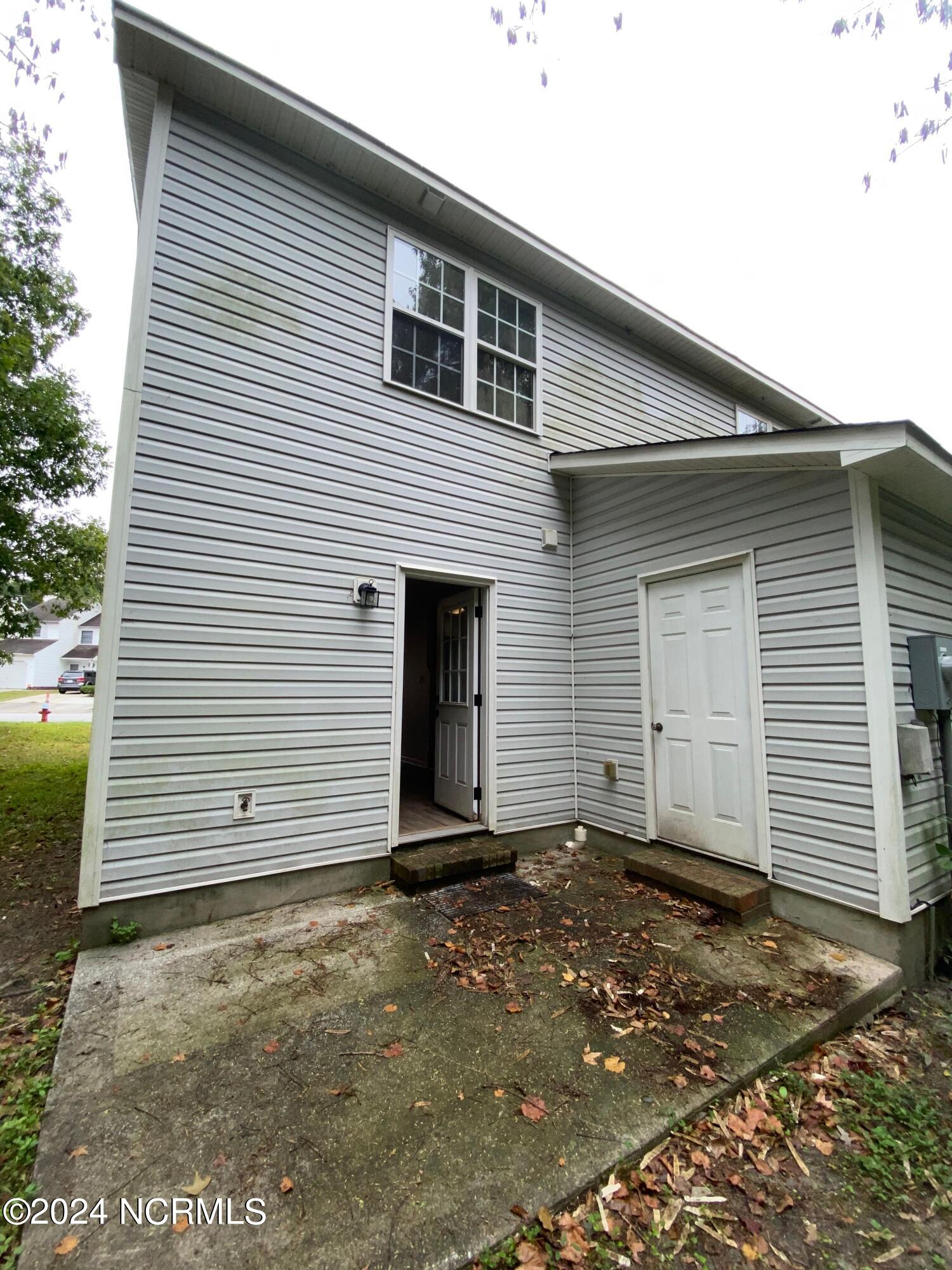 326 Bracken Place Property Photo 7