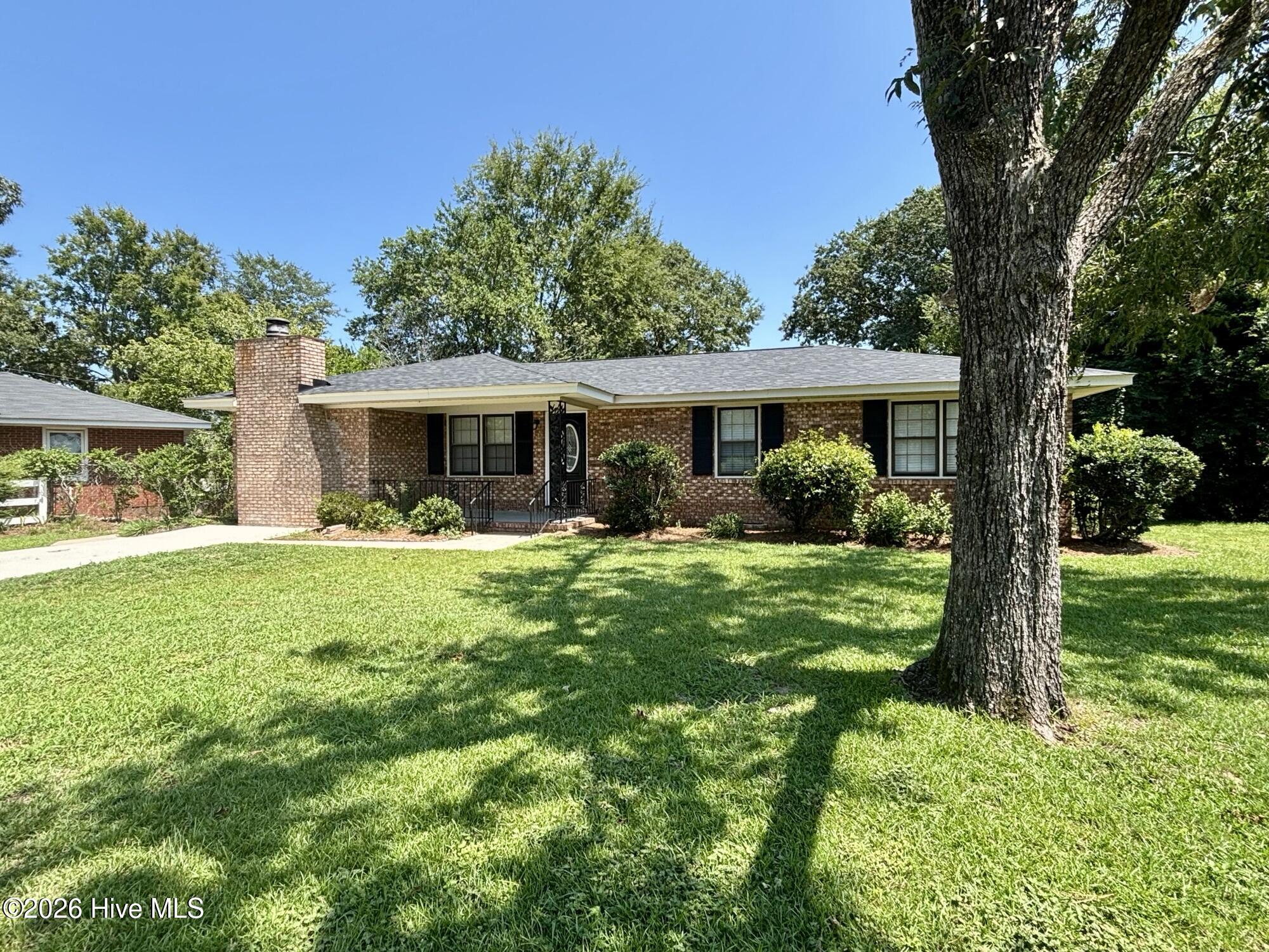 216 Weldon Road Property Photo 2