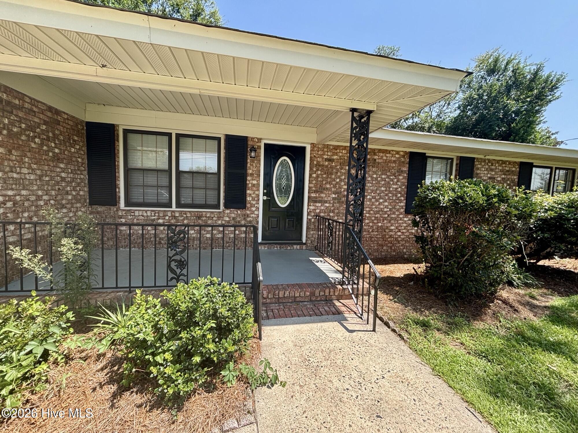 216 Weldon Road Property Photo 4