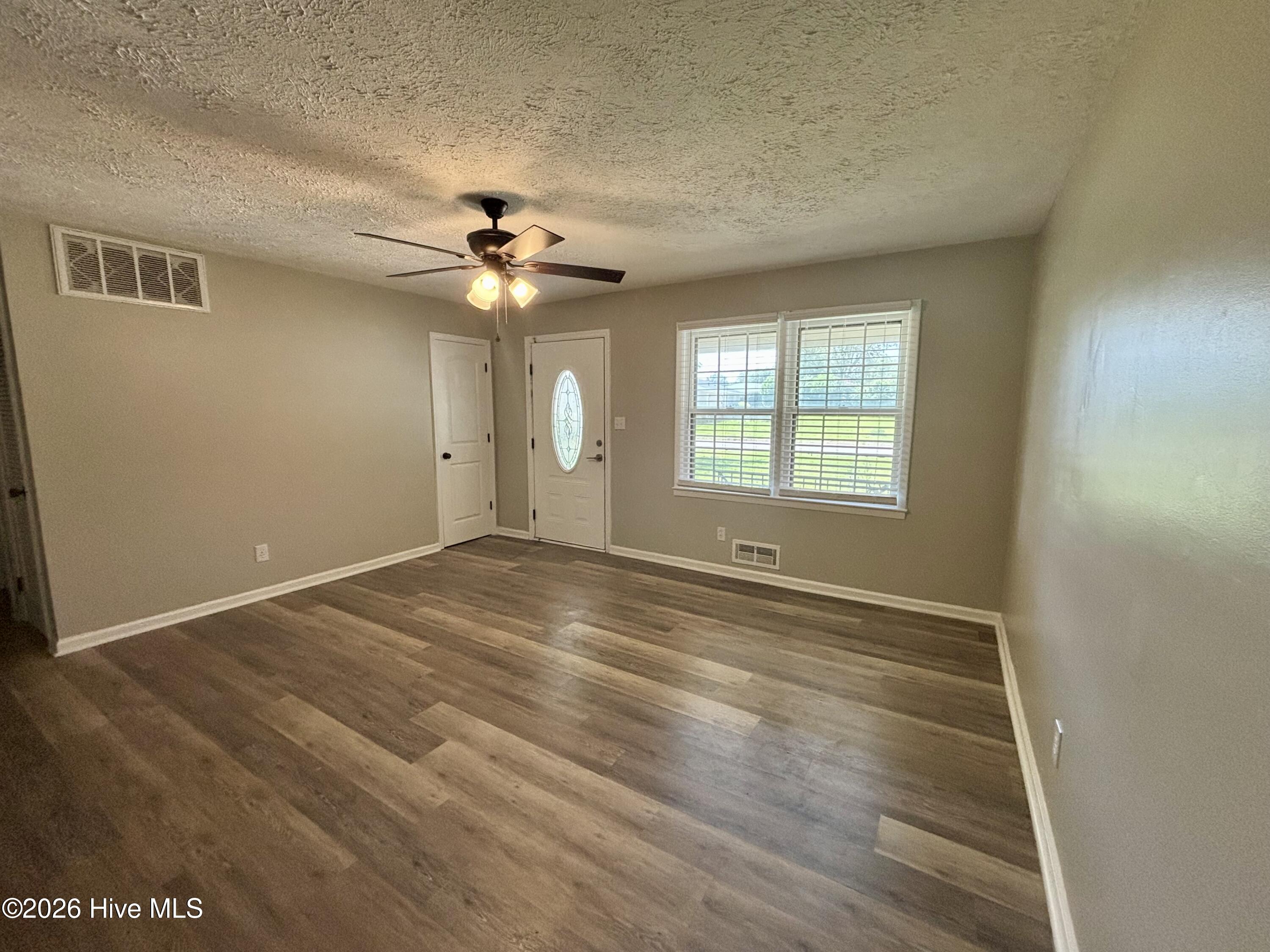 216 Weldon Road Property Photo 6