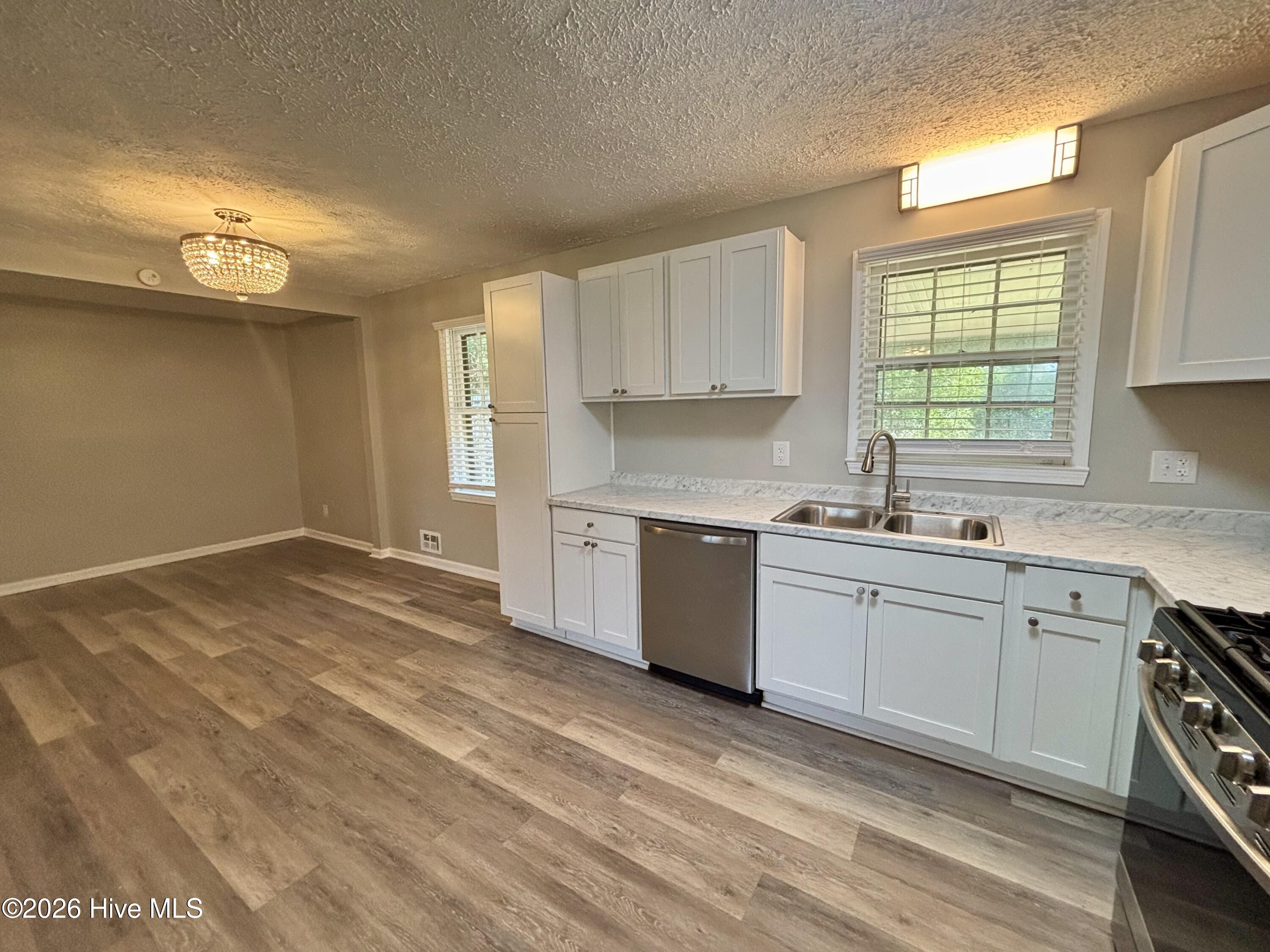 216 Weldon Road Property Photo 8