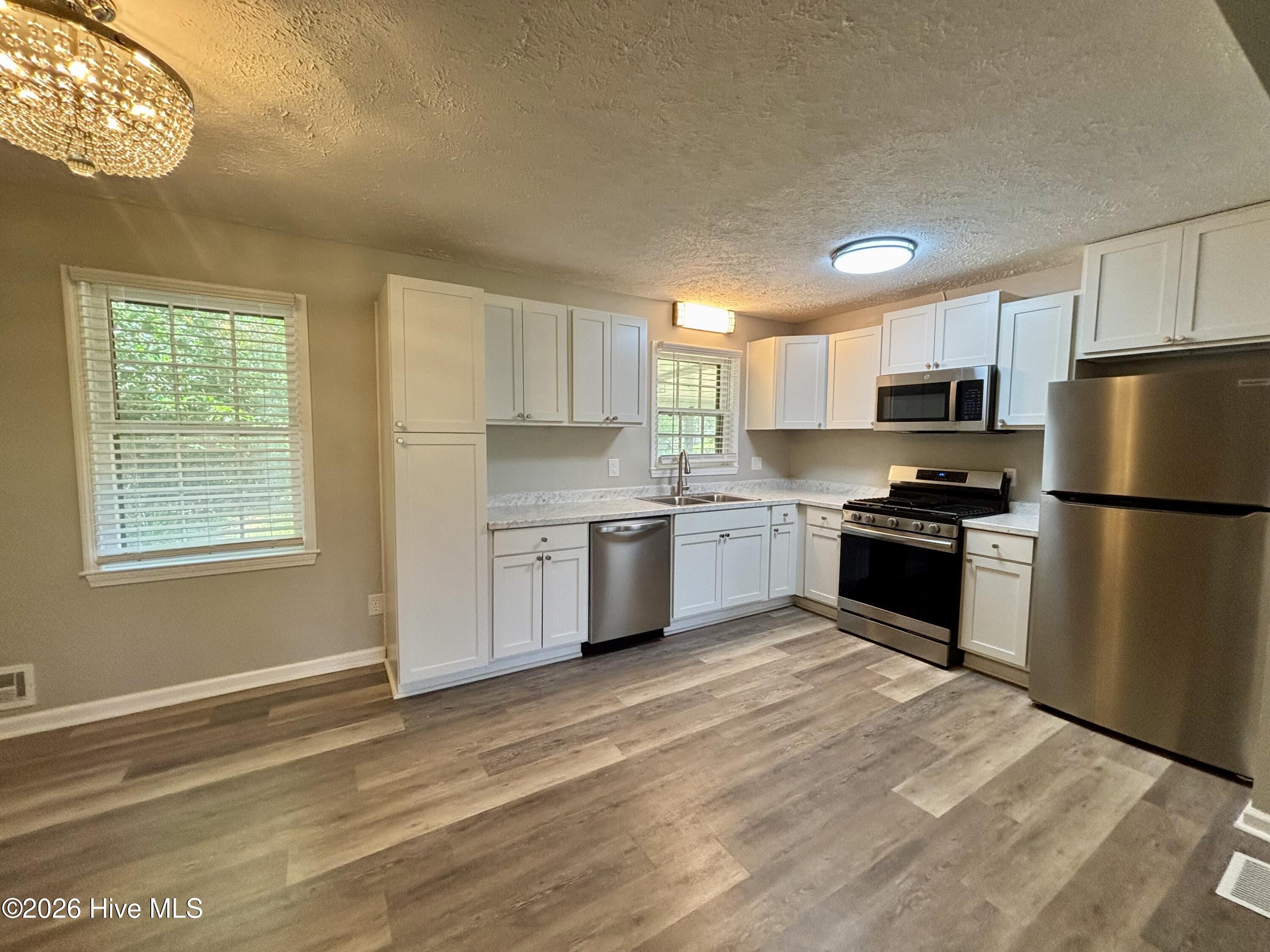 216 Weldon Road Property Photo 10