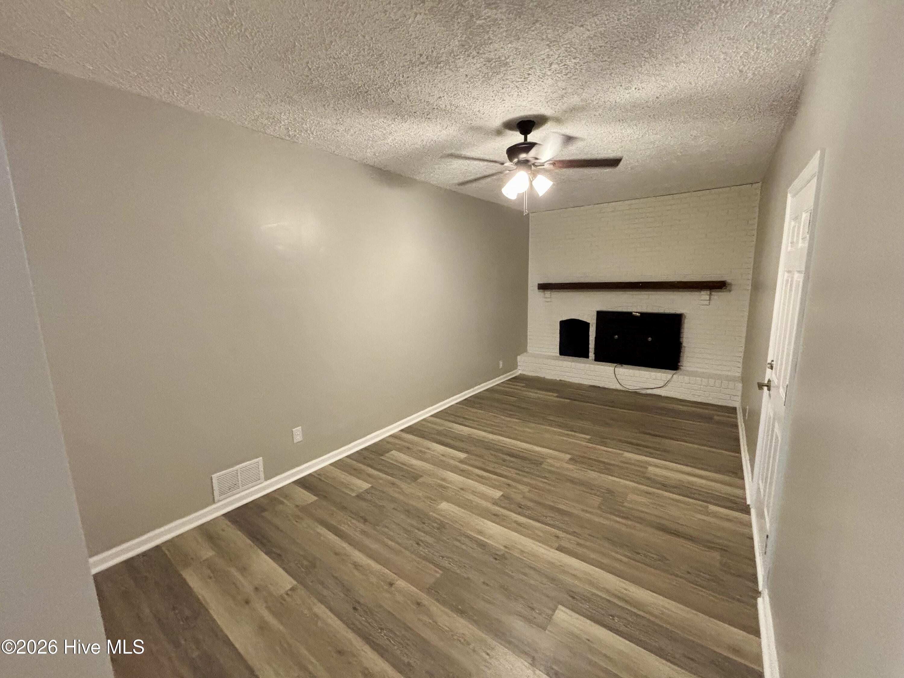 216 Weldon Road Property Photo 11
