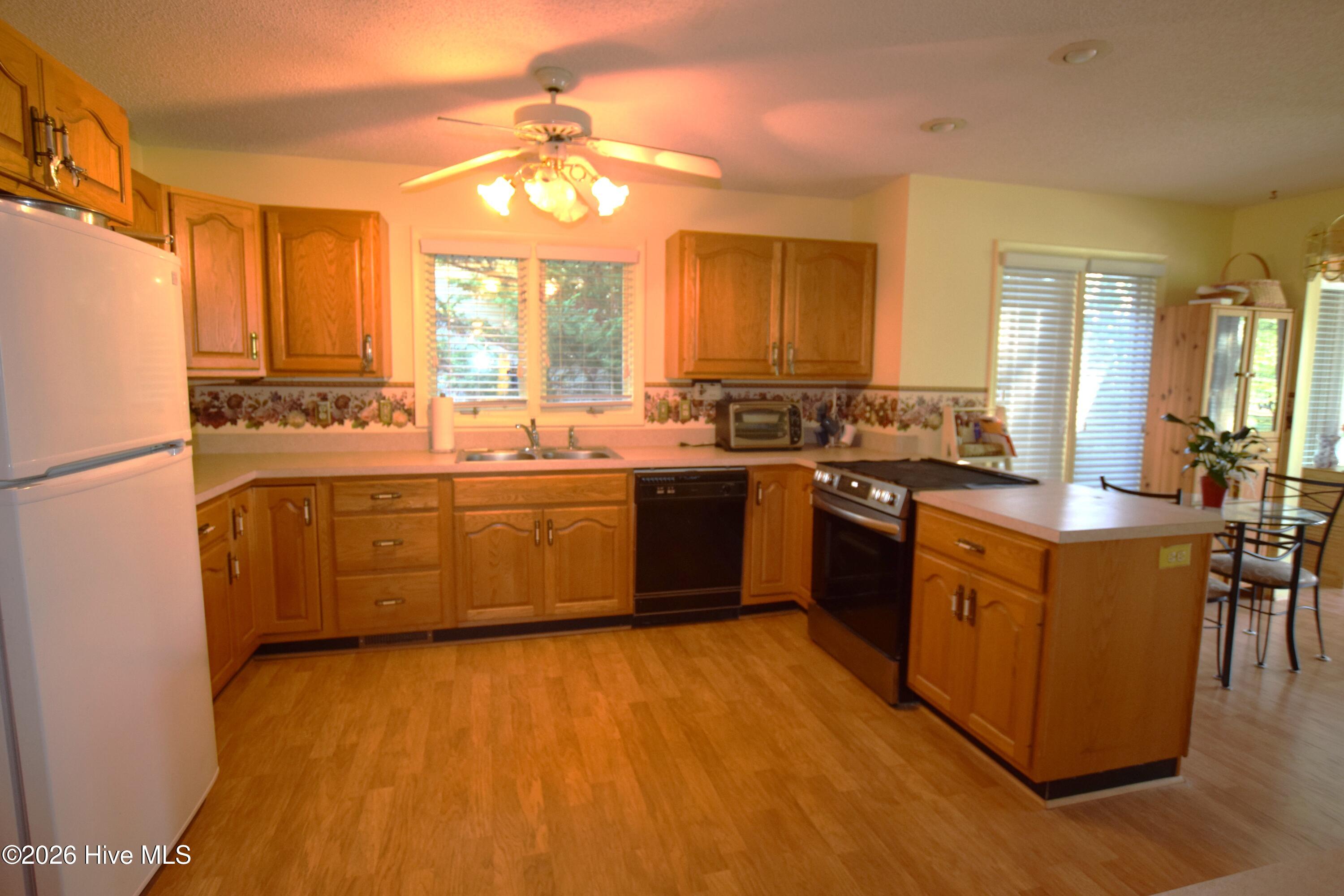 108 Fox Run Court Property Photo 10