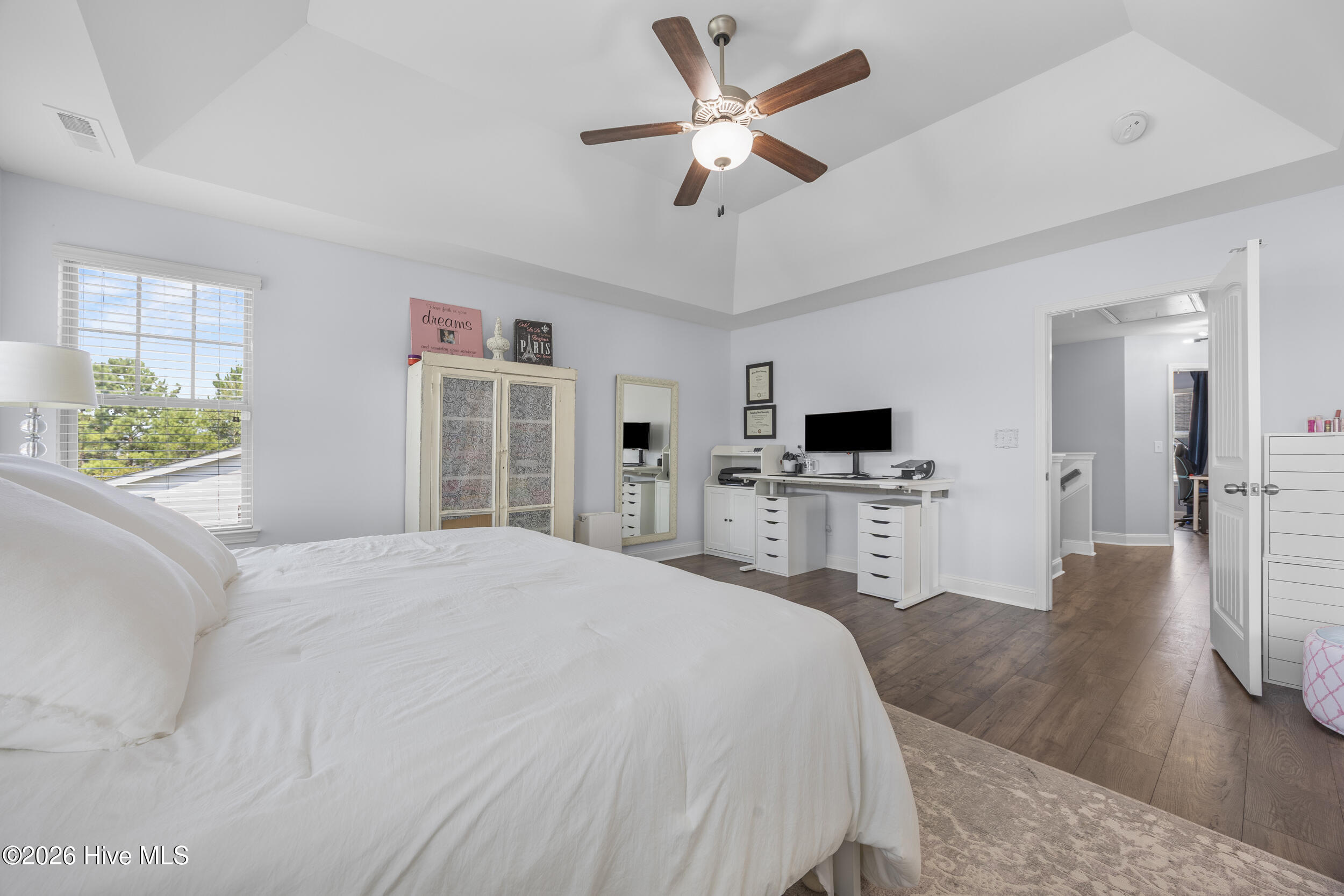 1508 Eastbourne Drive Property Photo 23