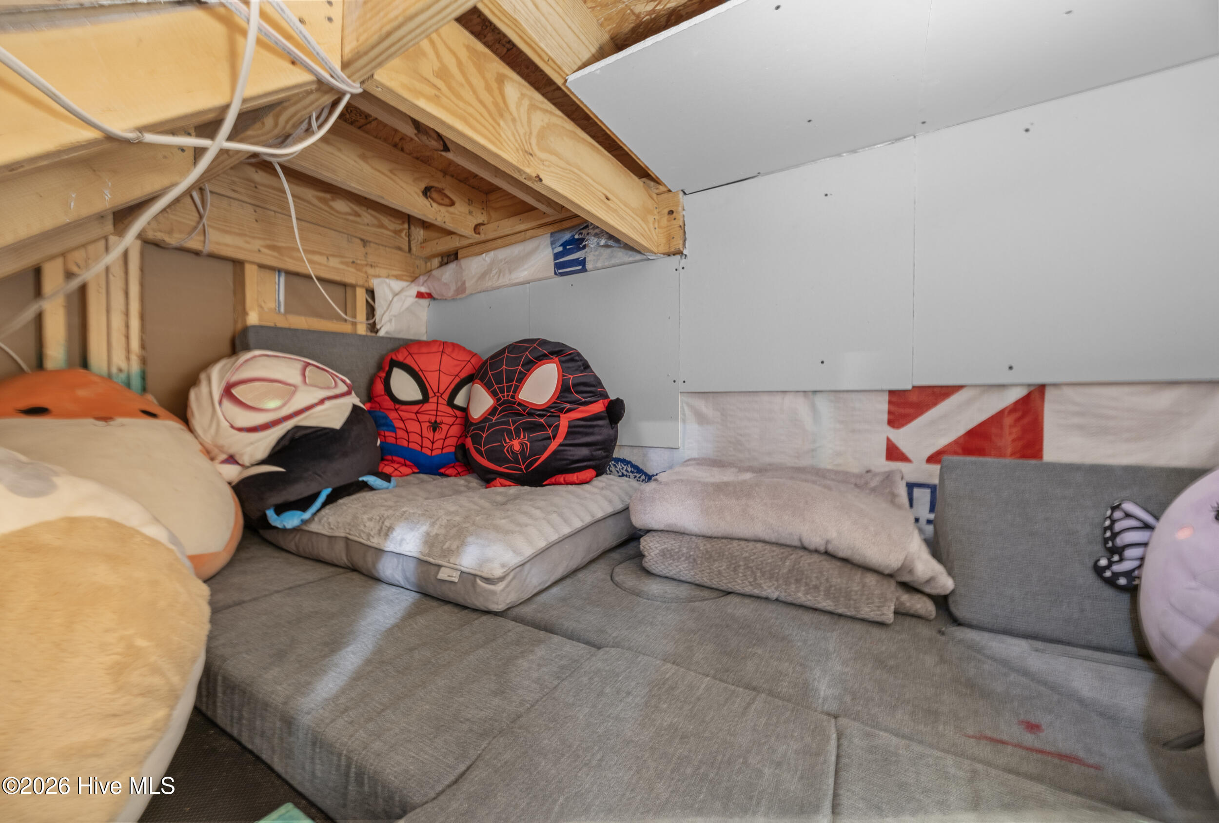 1508 Eastbourne Drive Property Photo 31
