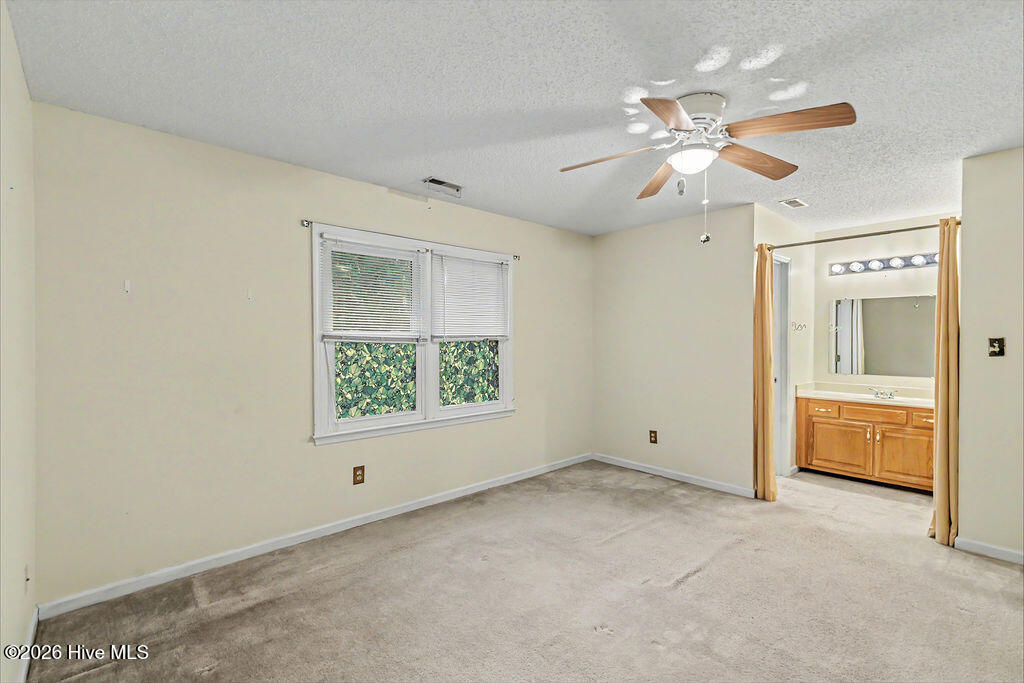 630 Greystone Avenue Property Photo 18