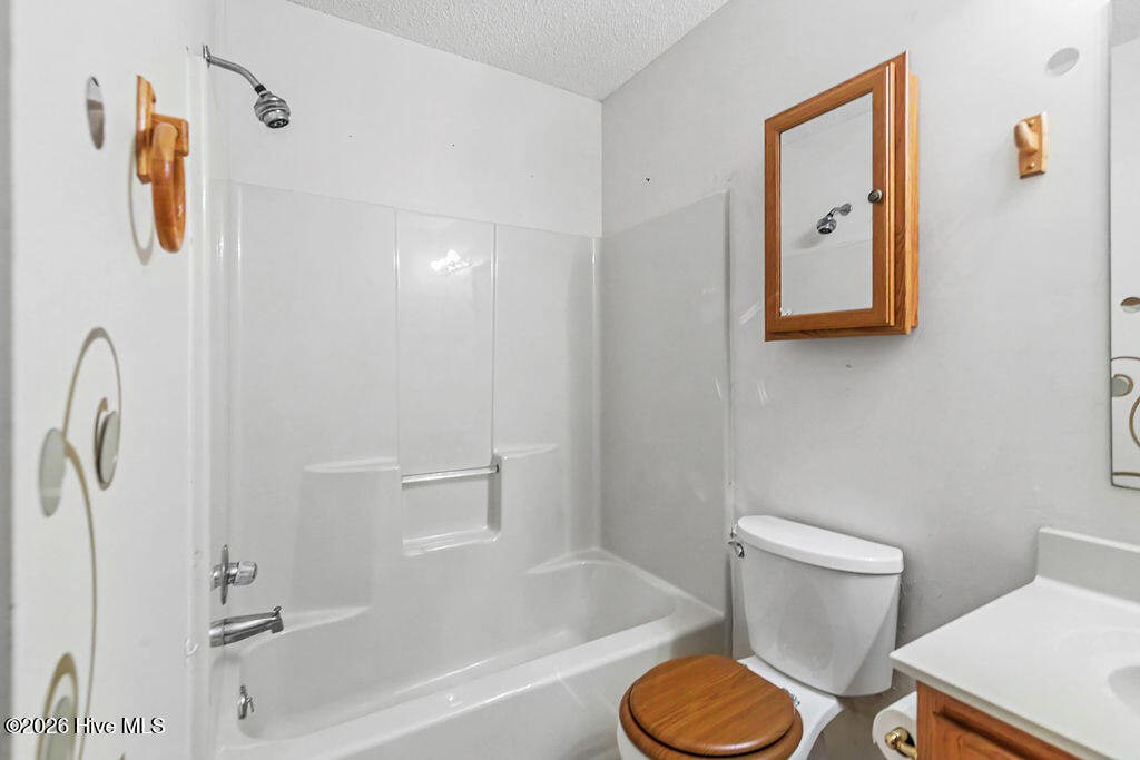 630 Greystone Avenue Property Photo 31