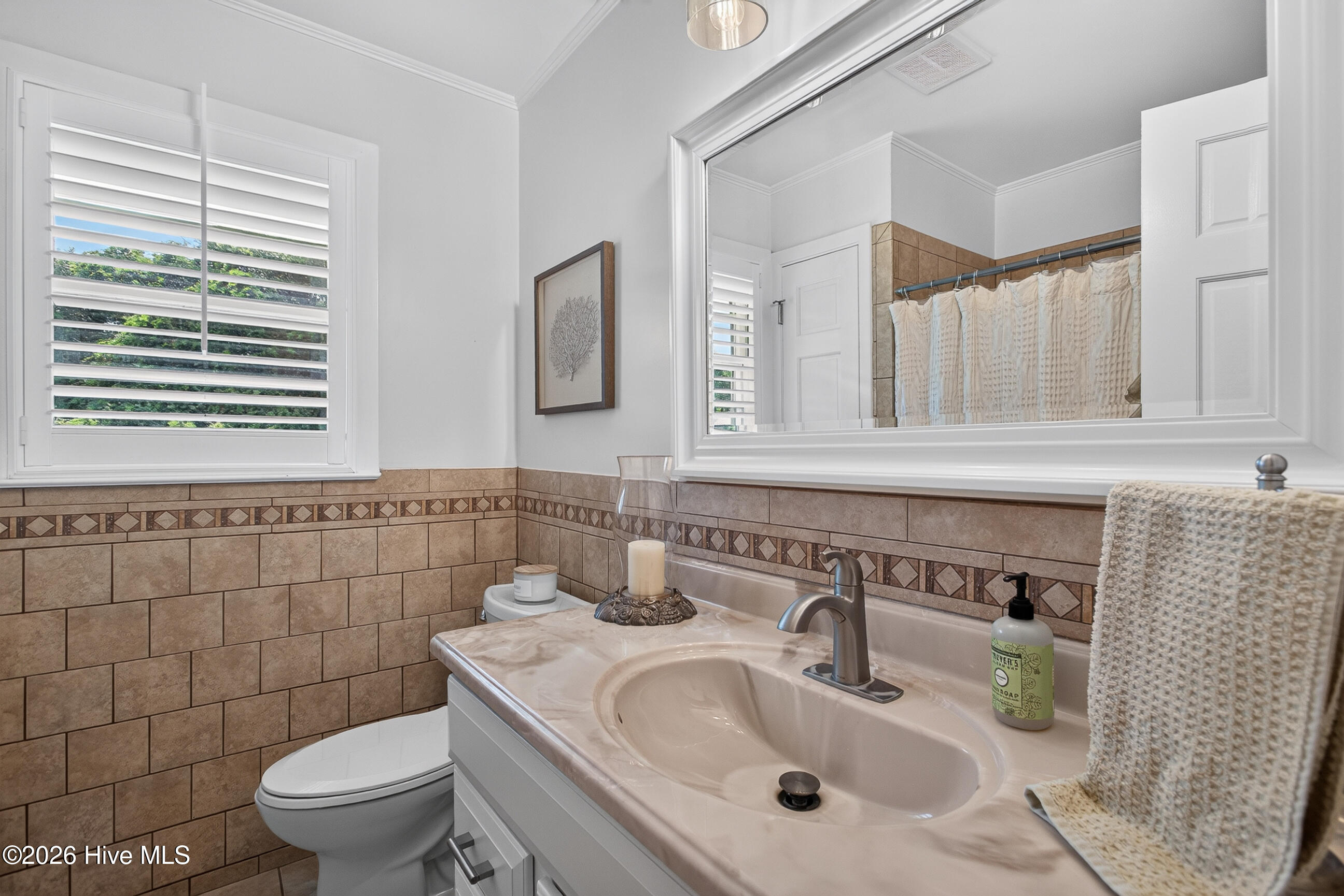 112 Barbara Avenue Property Photo 15