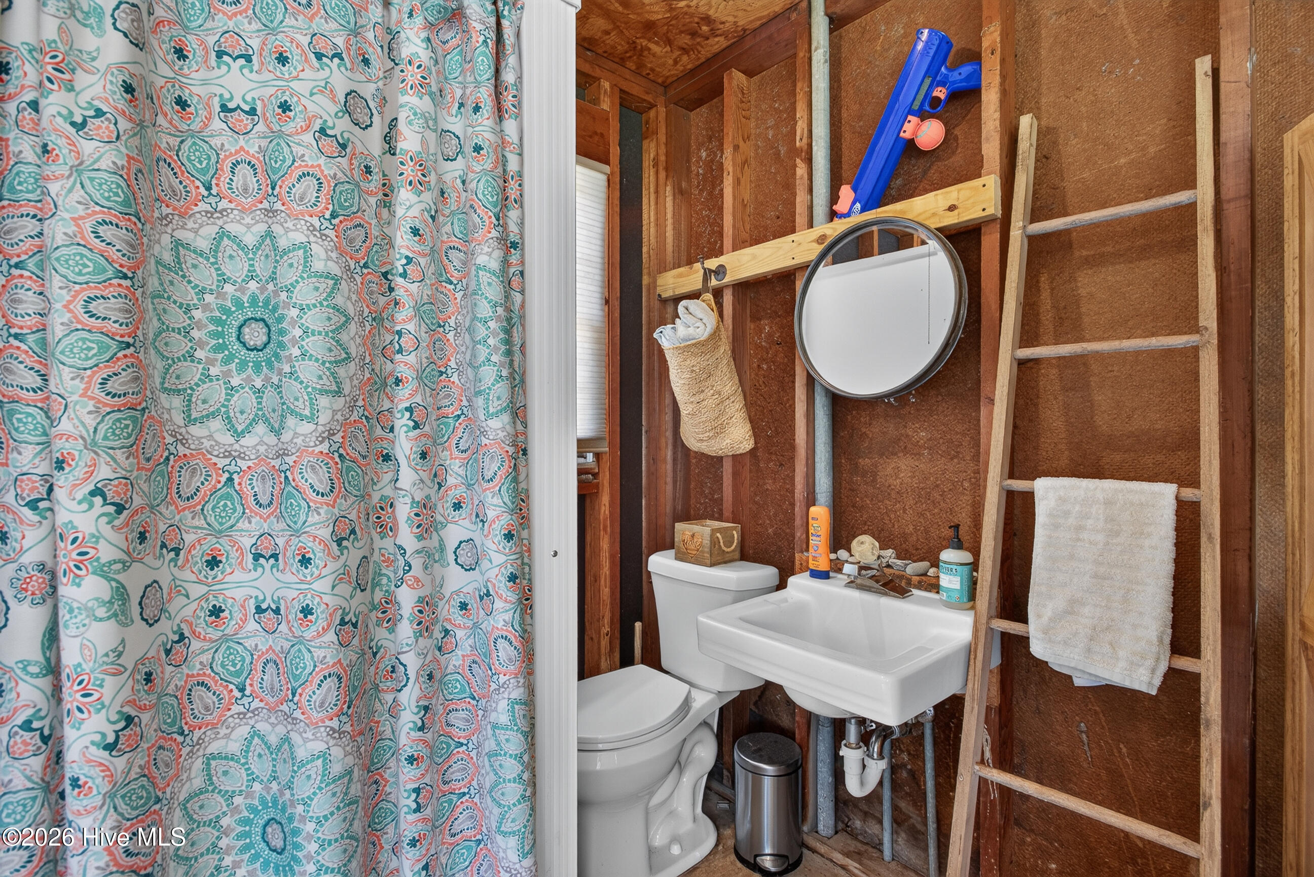 112 Barbara Avenue Property Photo 32