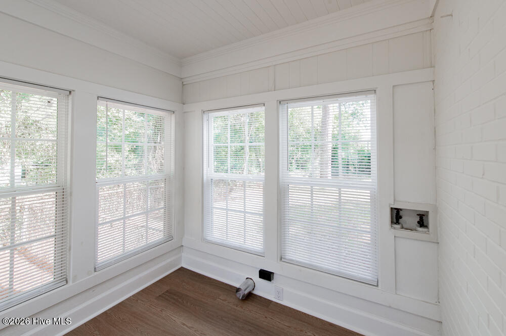106 Alpine Avenue Property Photo 9