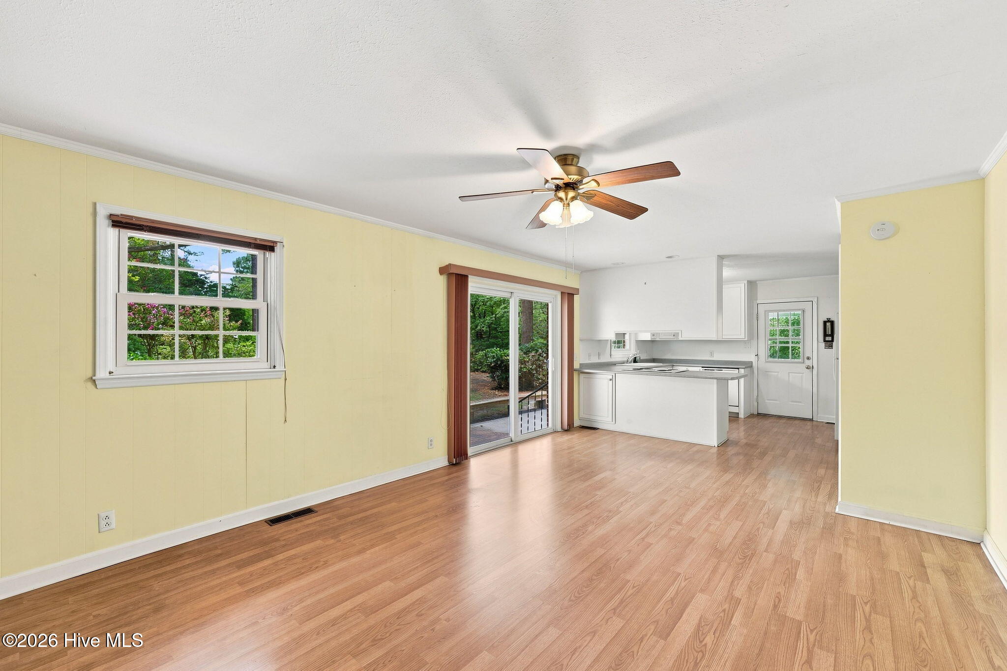 285 Mcdairmid Road Property Photo 3