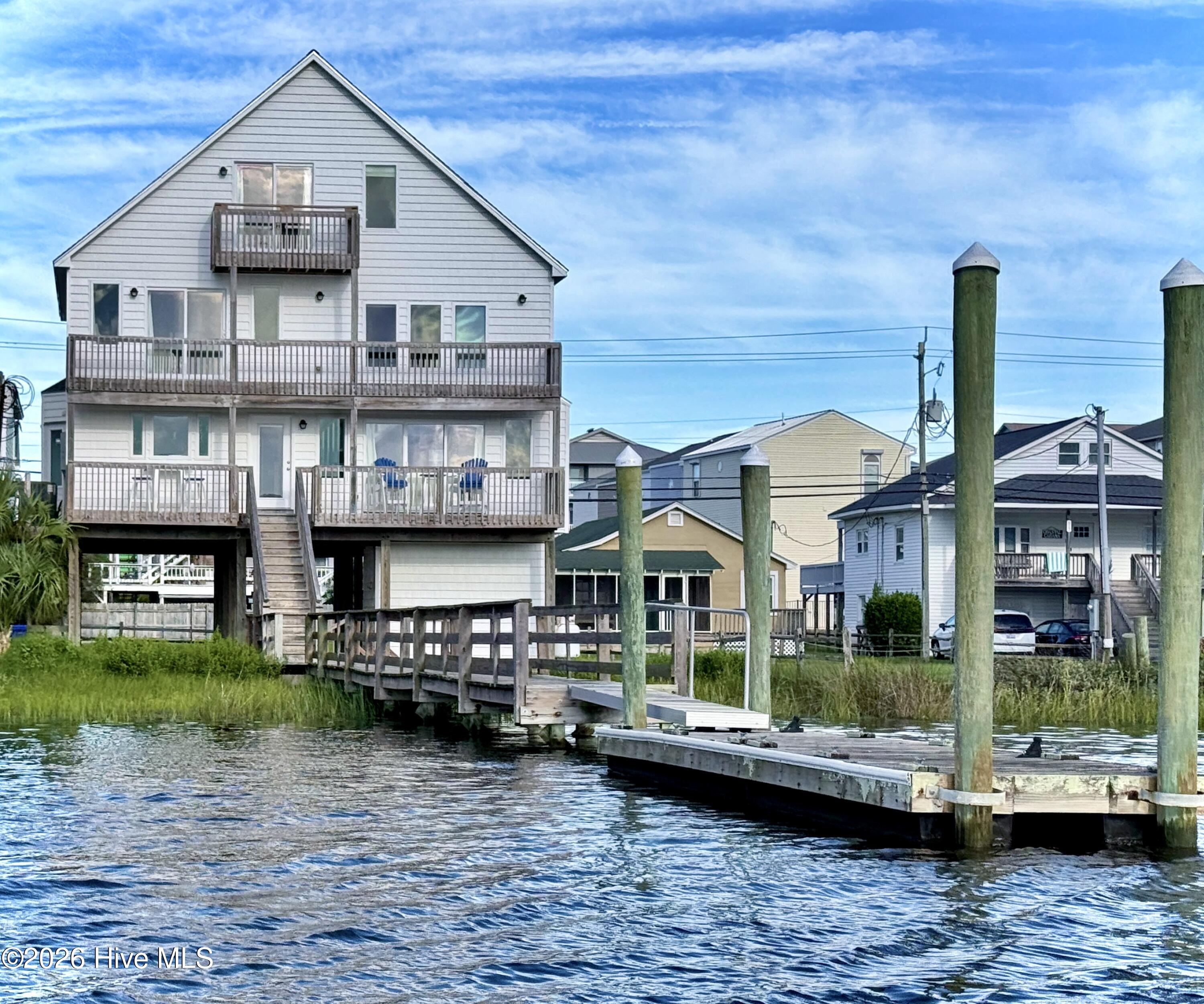 517 Canal Drive Property Photo 1
