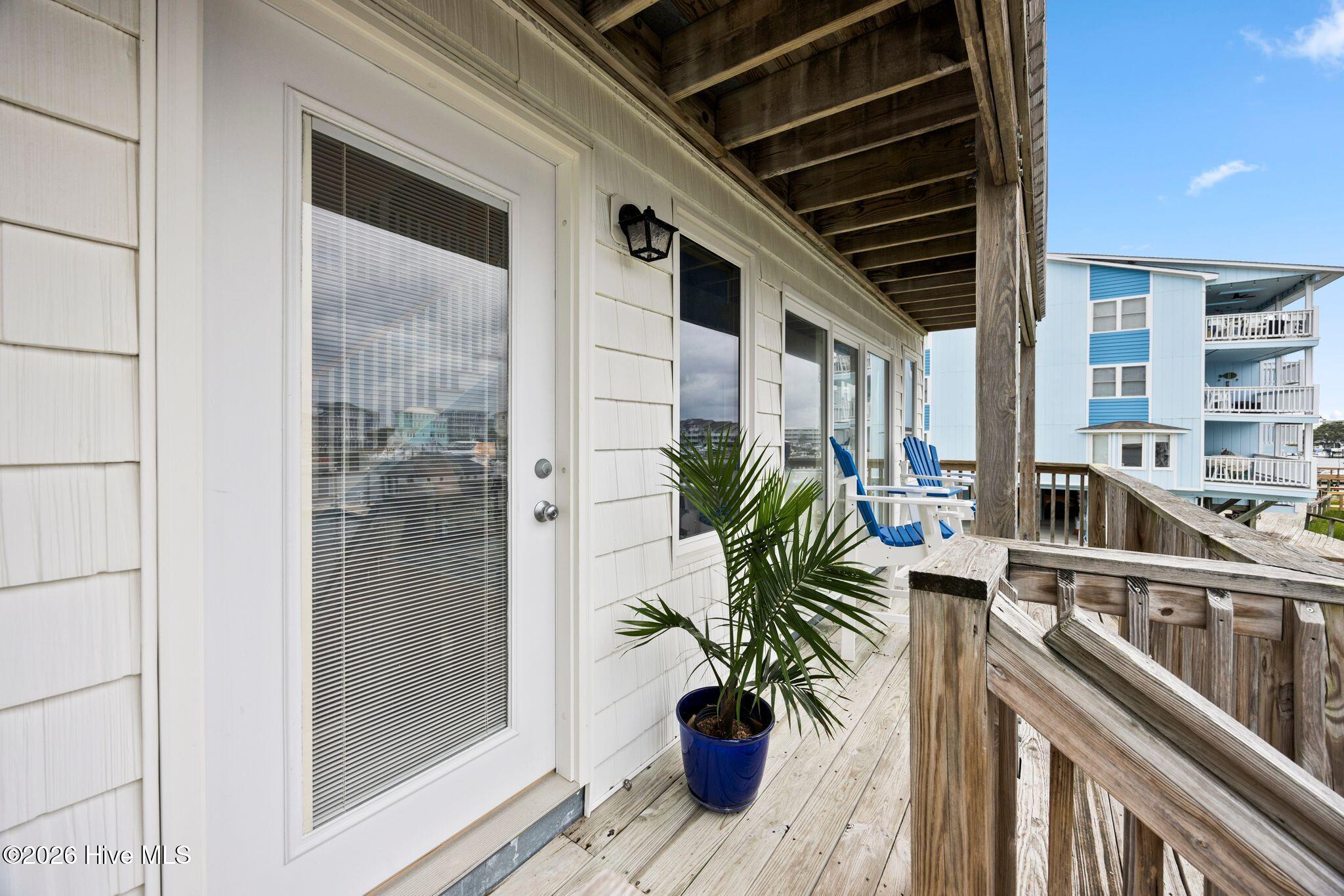 517 Canal Drive Property Photo 9