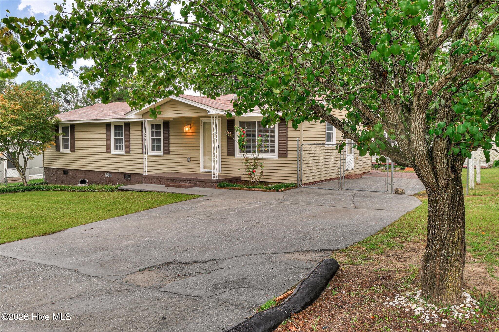 1544 S Atlantic Drive Property Photo 4