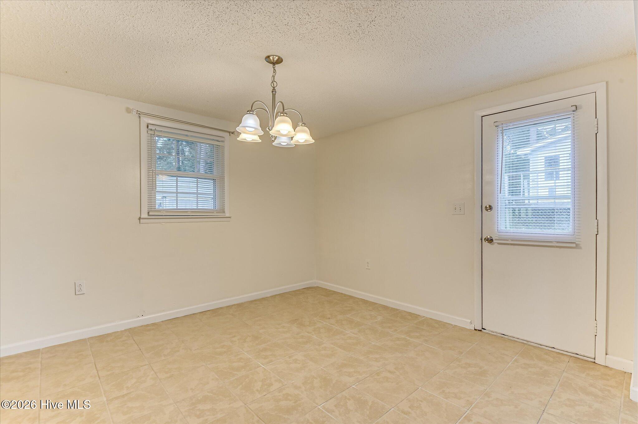 1544 S Atlantic Drive Property Photo 11