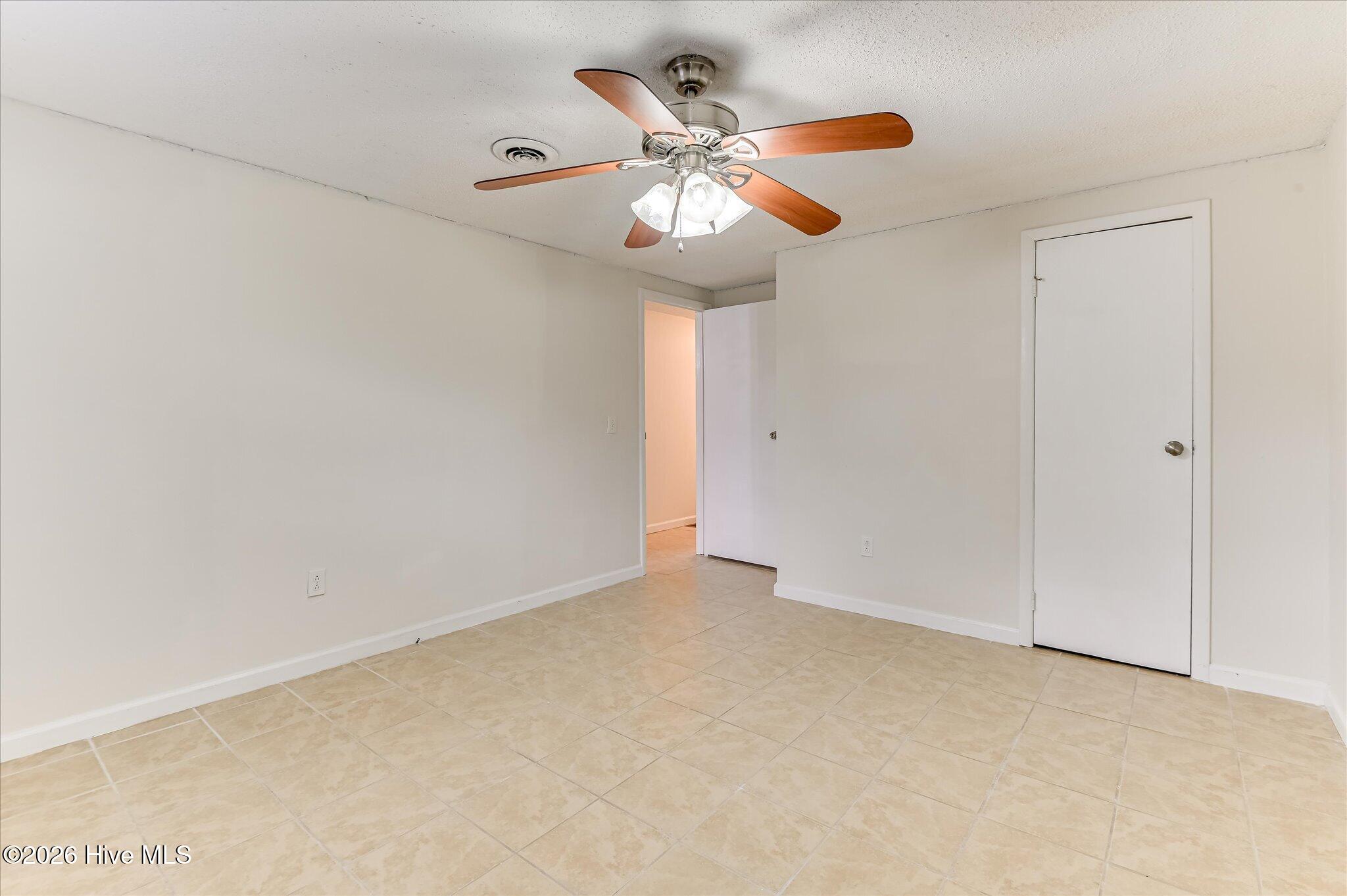 1544 S Atlantic Drive Property Photo 28
