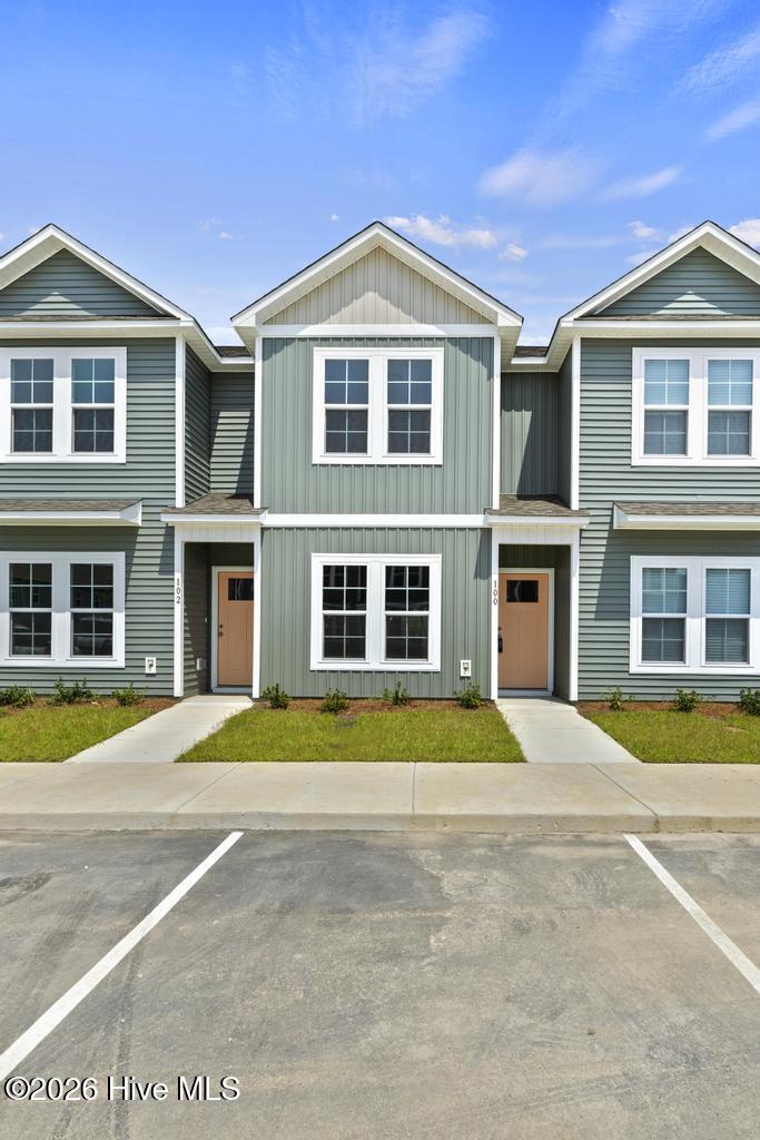 100 Loren Road Property Photo 1