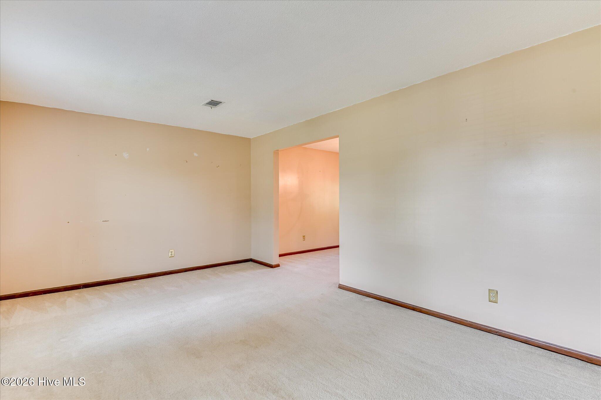 4341 Holiday Terrace Property Photo 8