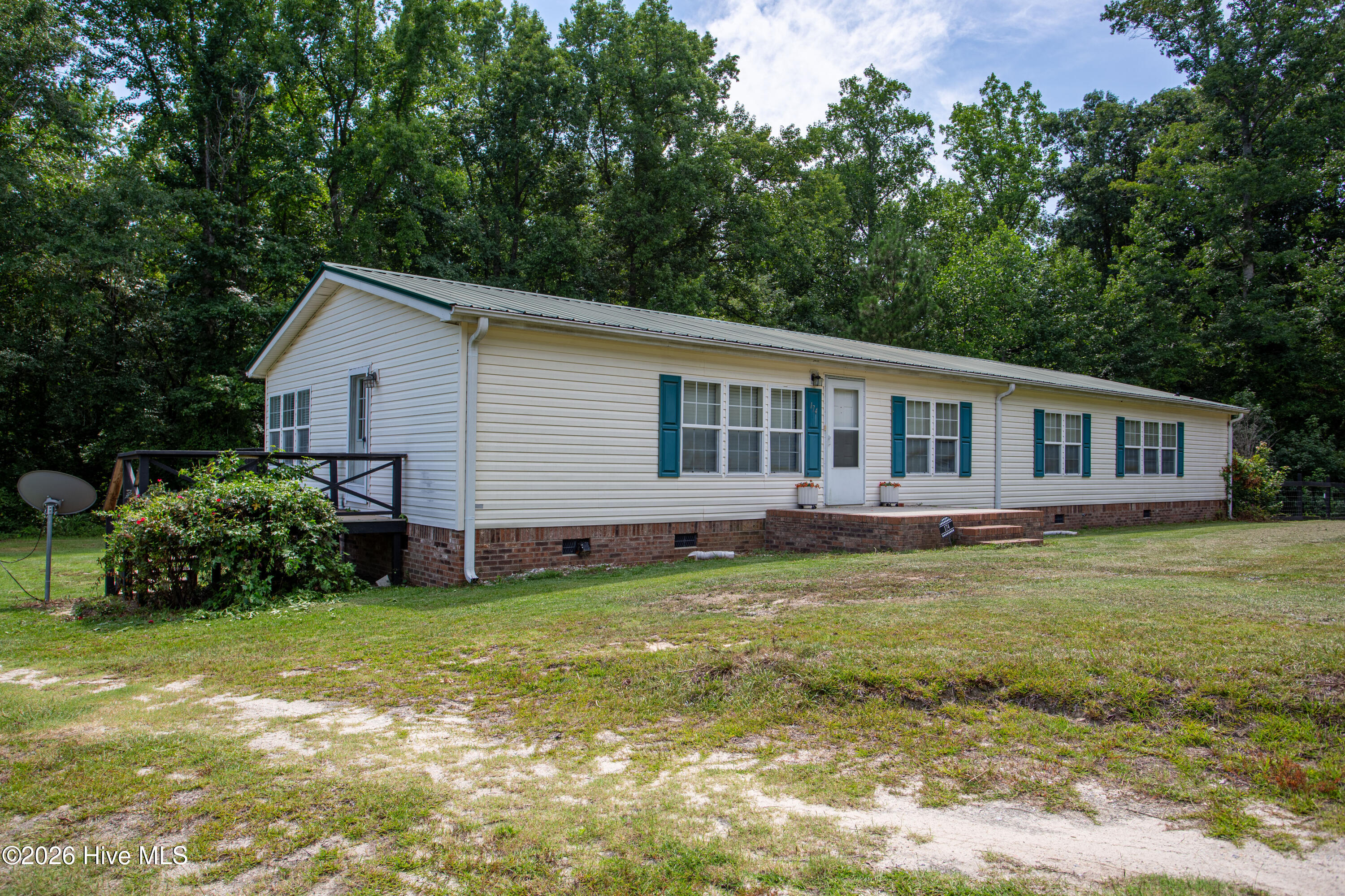 174 Shaffer Road Property Photo 2