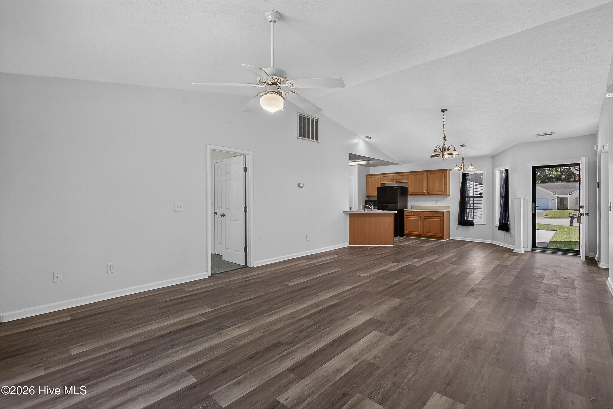 103 Butternut Circle Property Photo 8