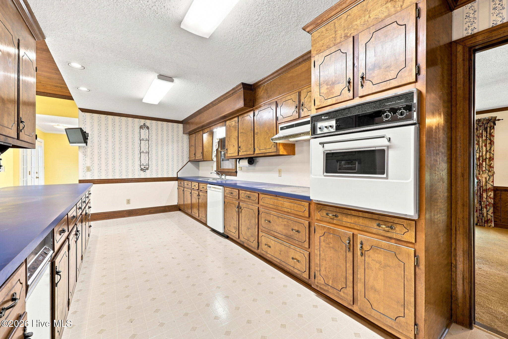 111 Robin Road Property Photo 21