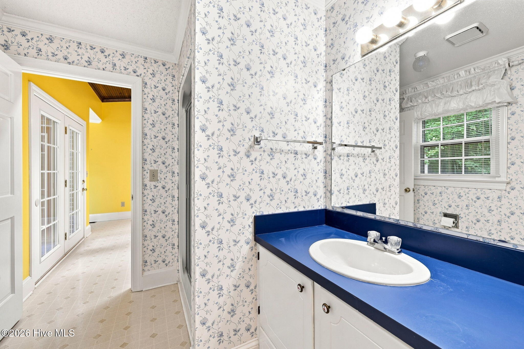 111 Robin Road Property Photo 27