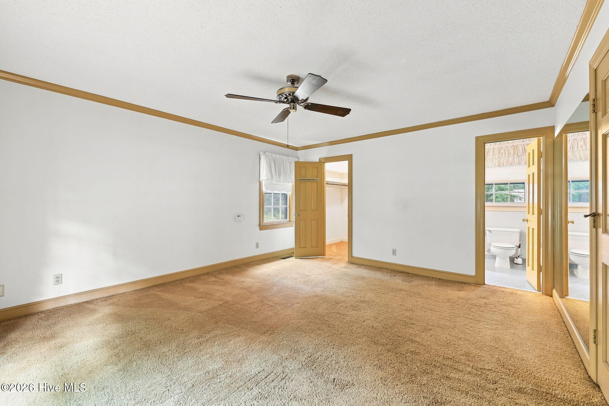 111 Robin Road Property Photo 35